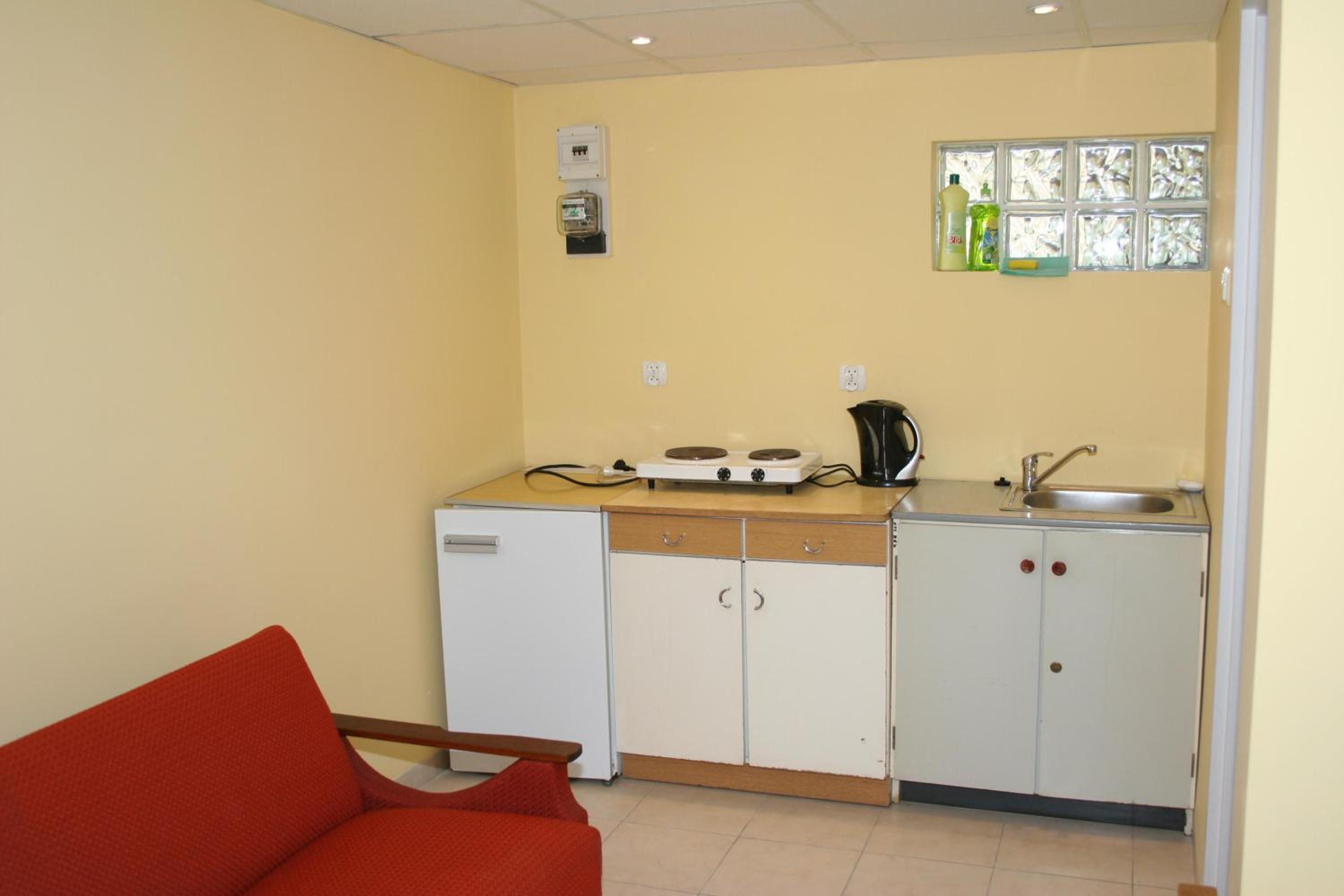 Chalet (2 Adults) - Photo 3