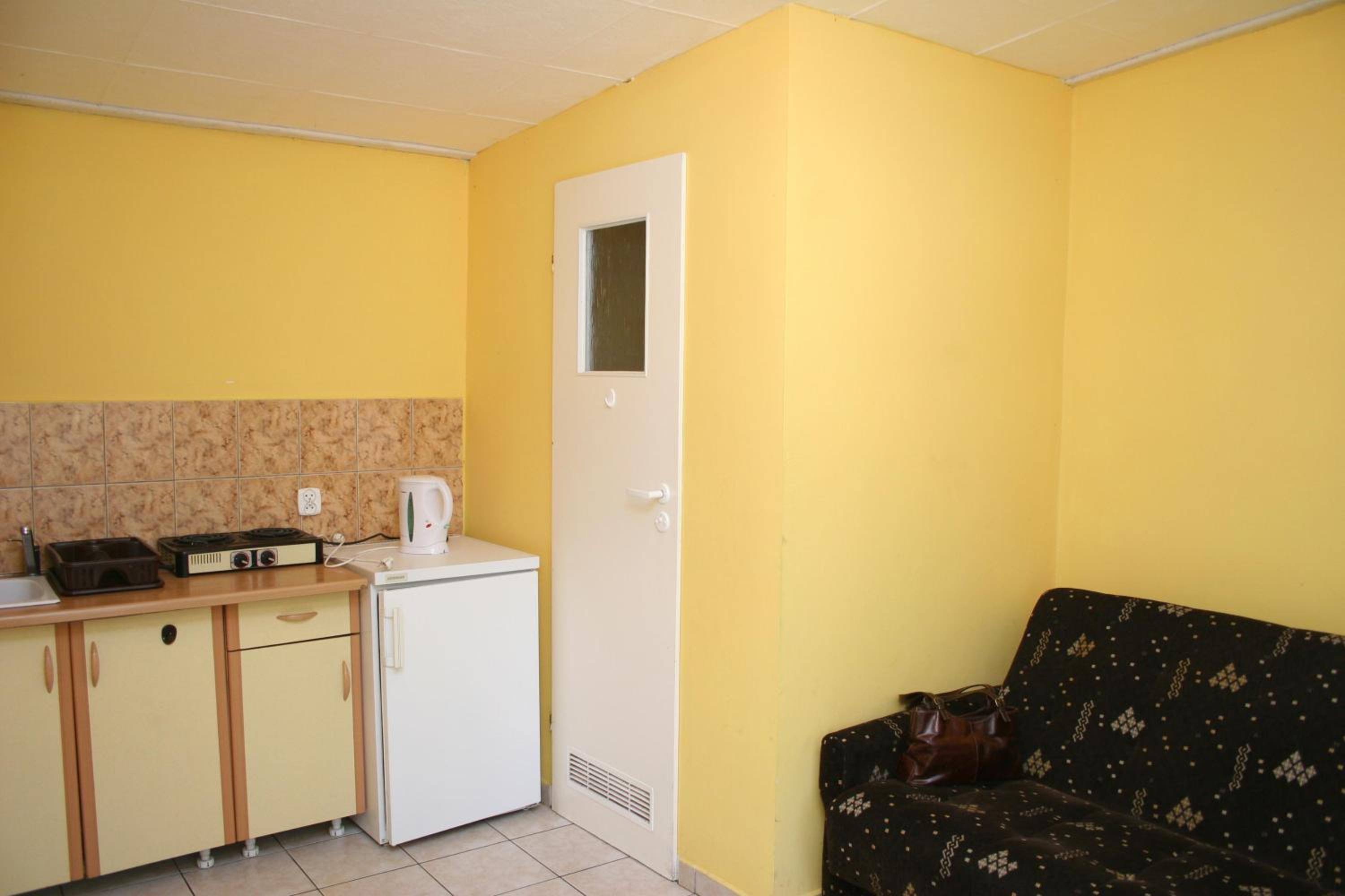 Chalet (4 Adults) - Photo 2
