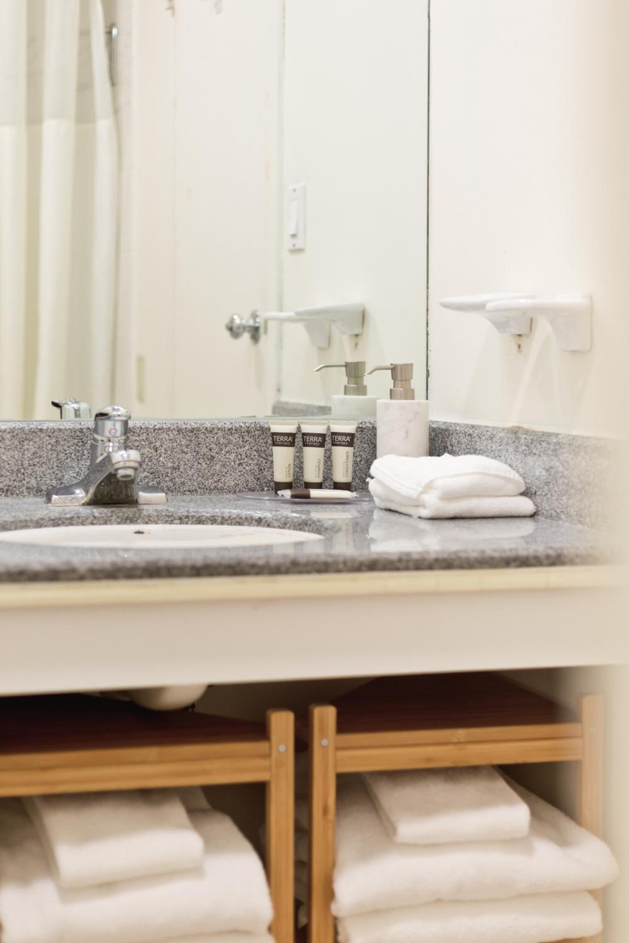 Double Royal Suite - Photo 2