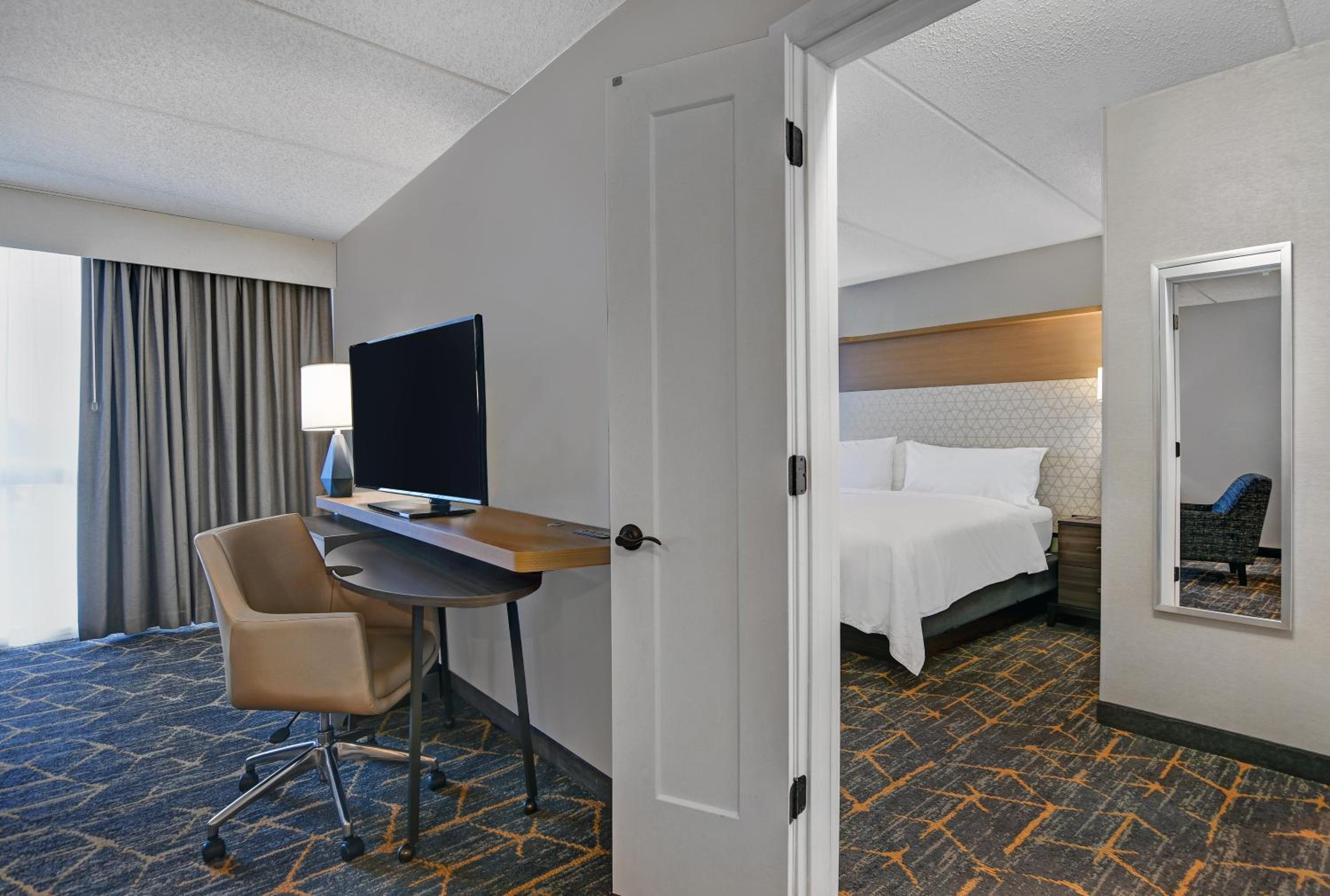 King Suite - Photo 11