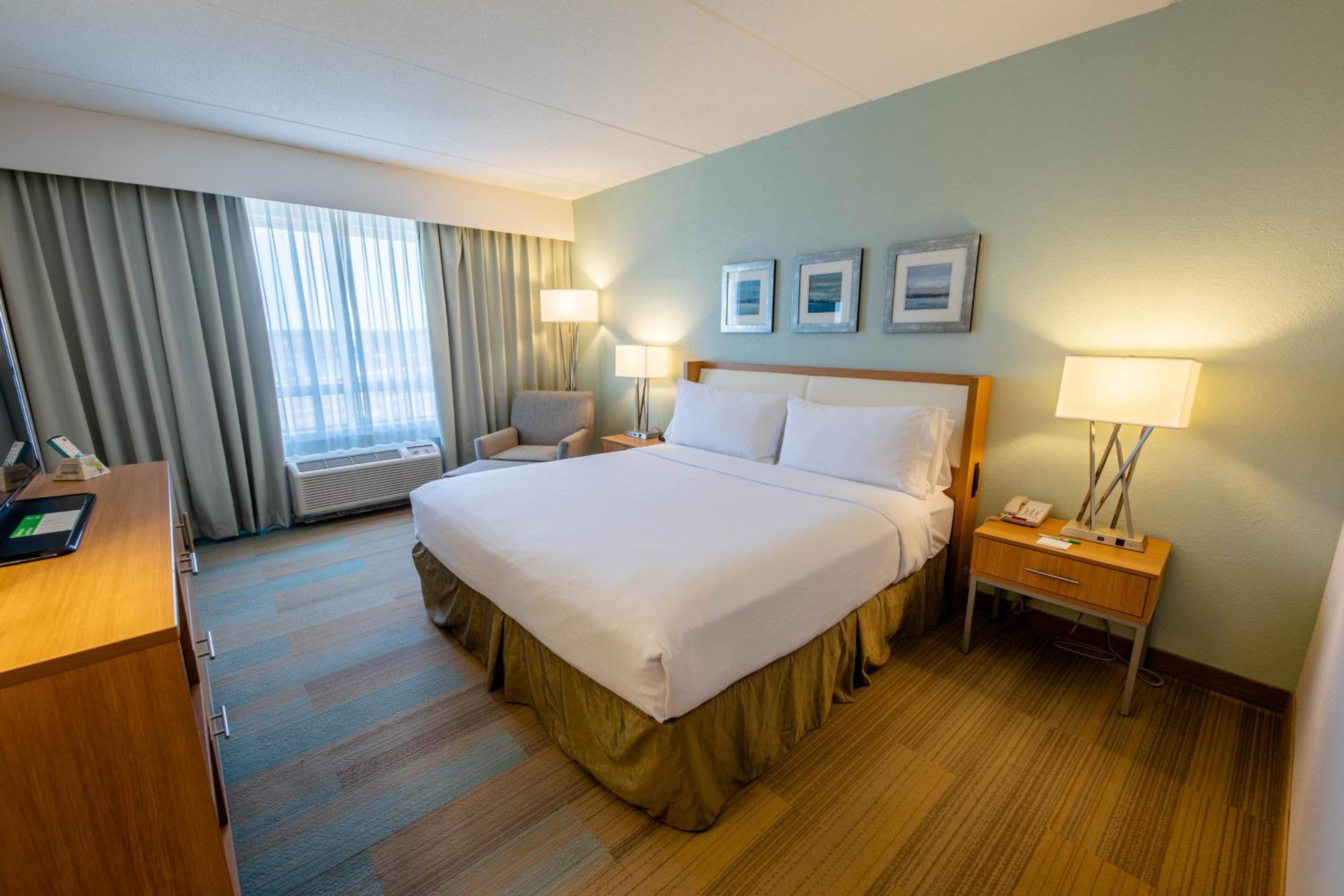 Leisure King Room - Non-Smoking - Photo 8