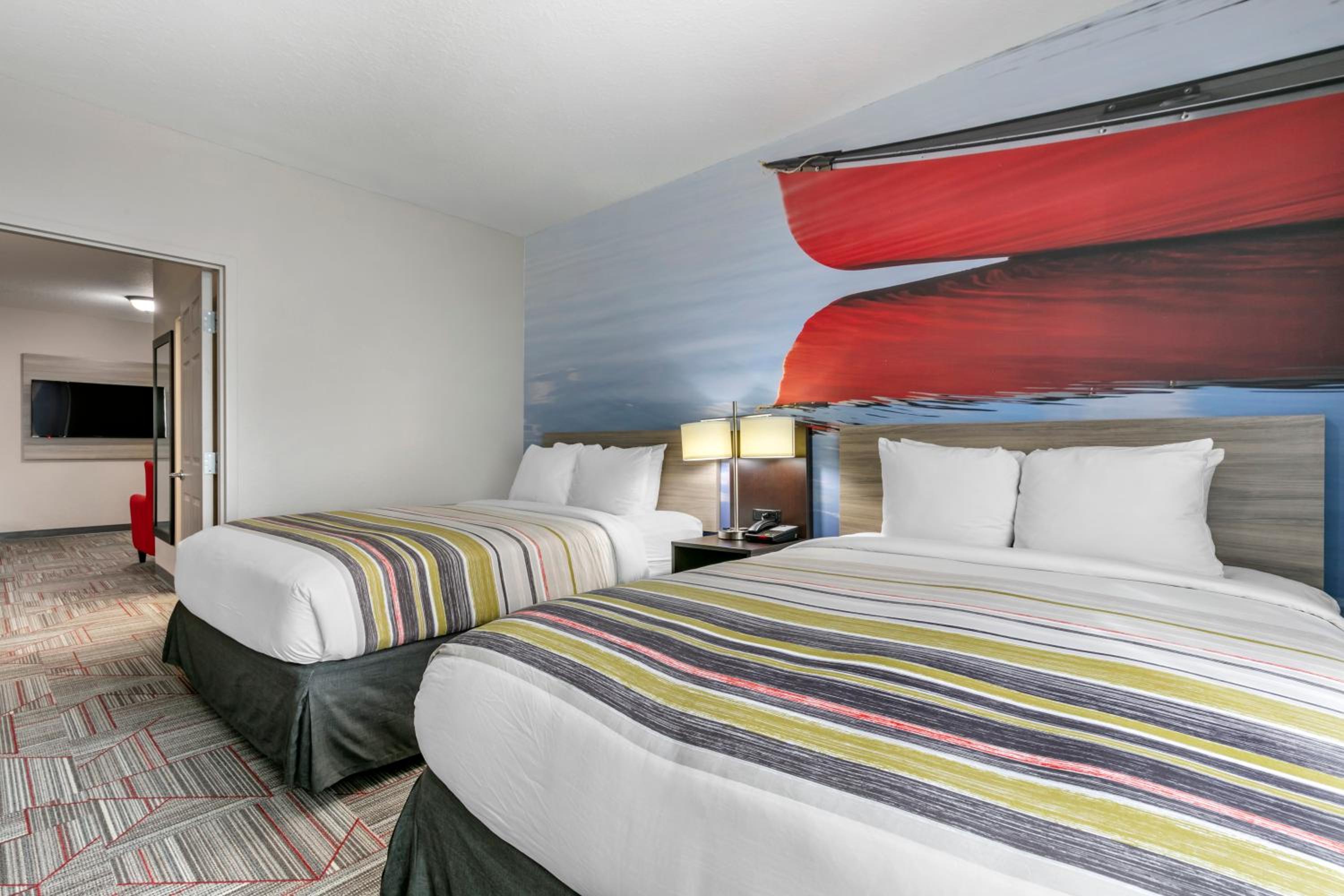 Suite with Two Queen Beds - Accessible/Non-Smoking - Photo 3