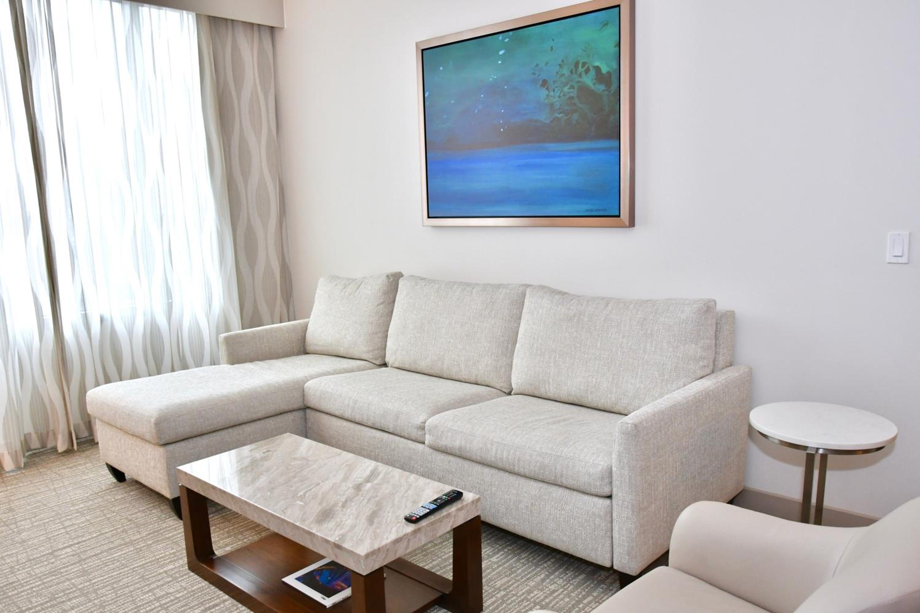 One-Bedroom King Suite - Pure Wellness