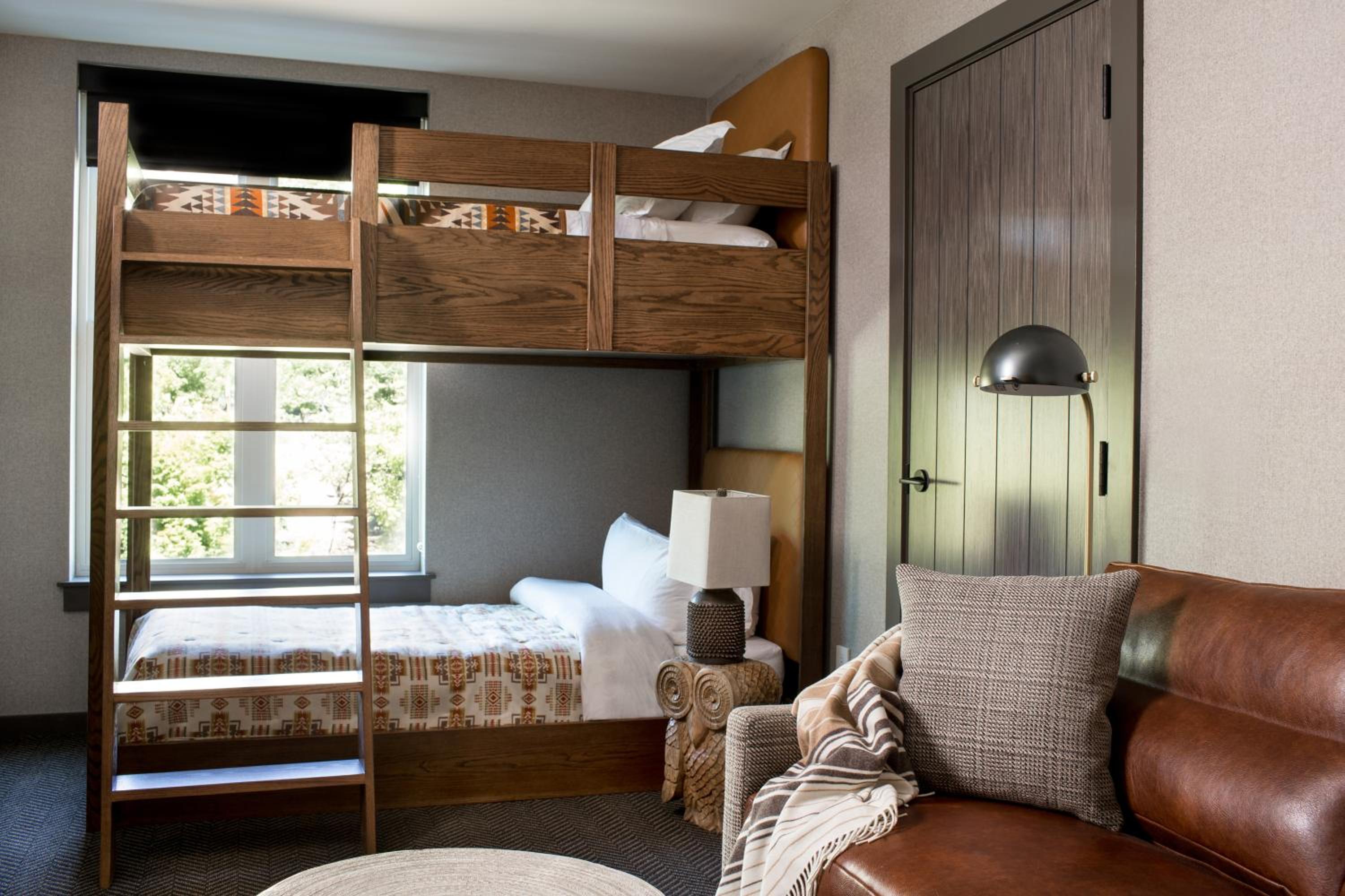 Bungalow Suite with Roll in Shower