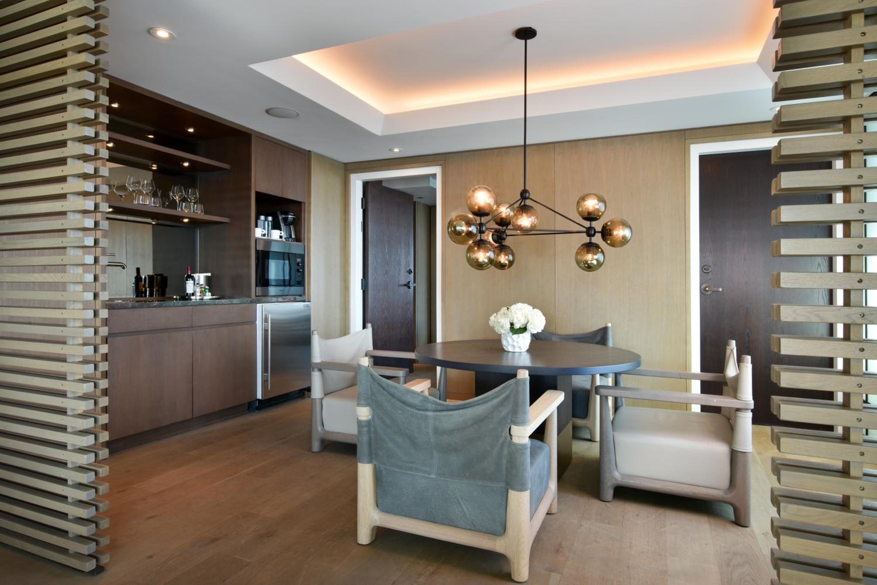 Victor Penthouse Suite - Photo 4