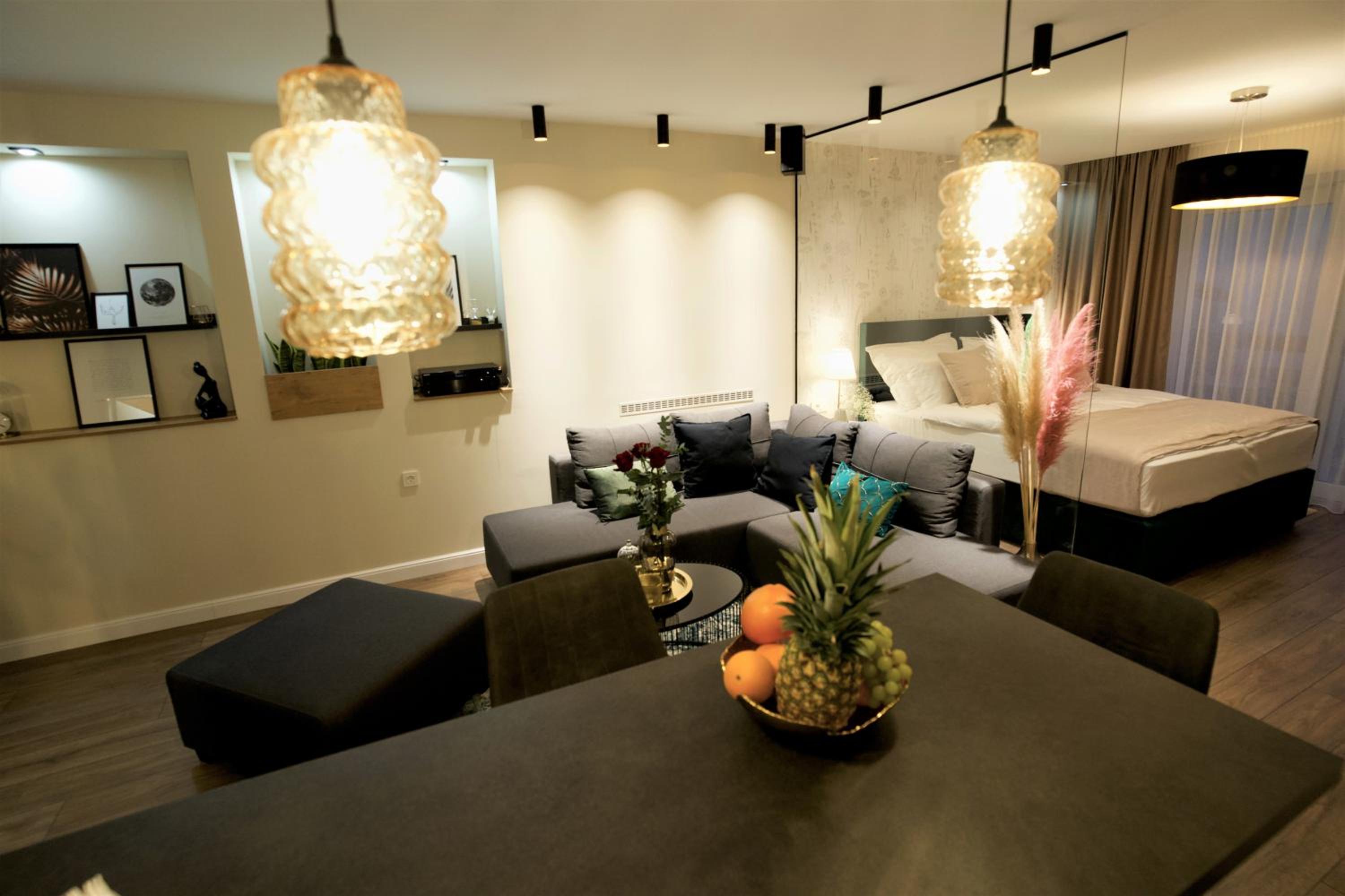 One-Bedroom Apartment - Photo 42