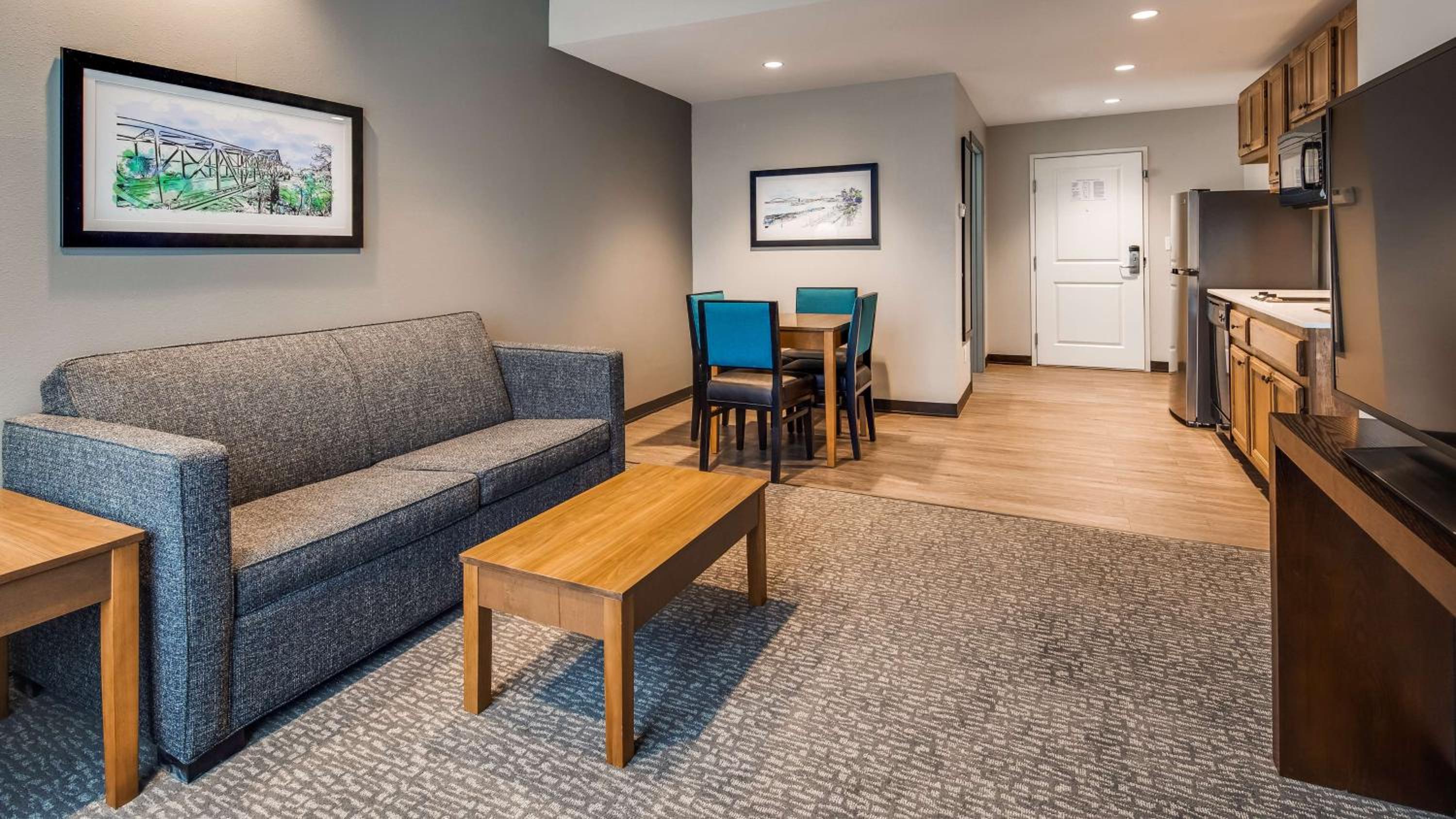 King Suite with Sofa Bed
