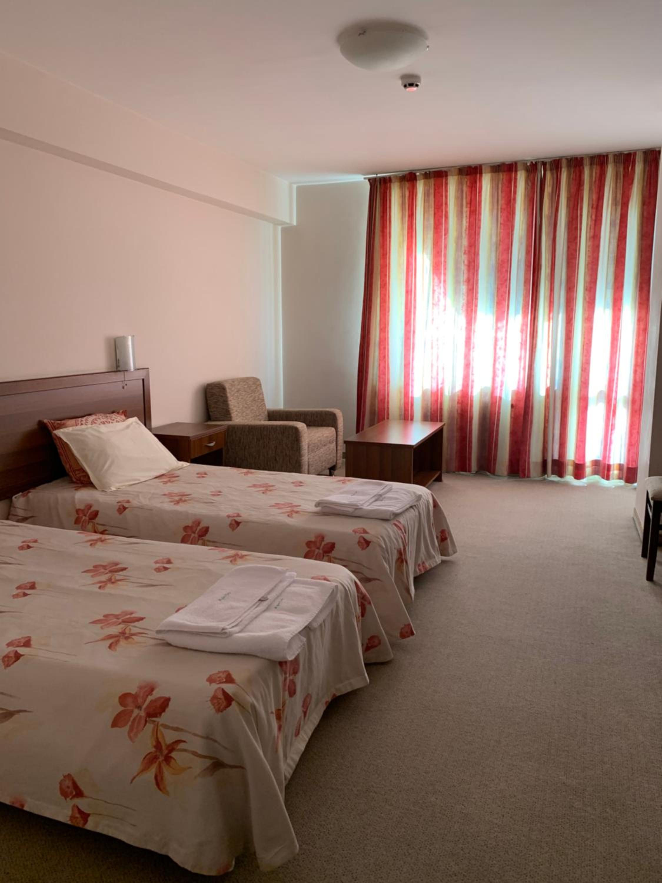 Standard Double Room - Photo 6