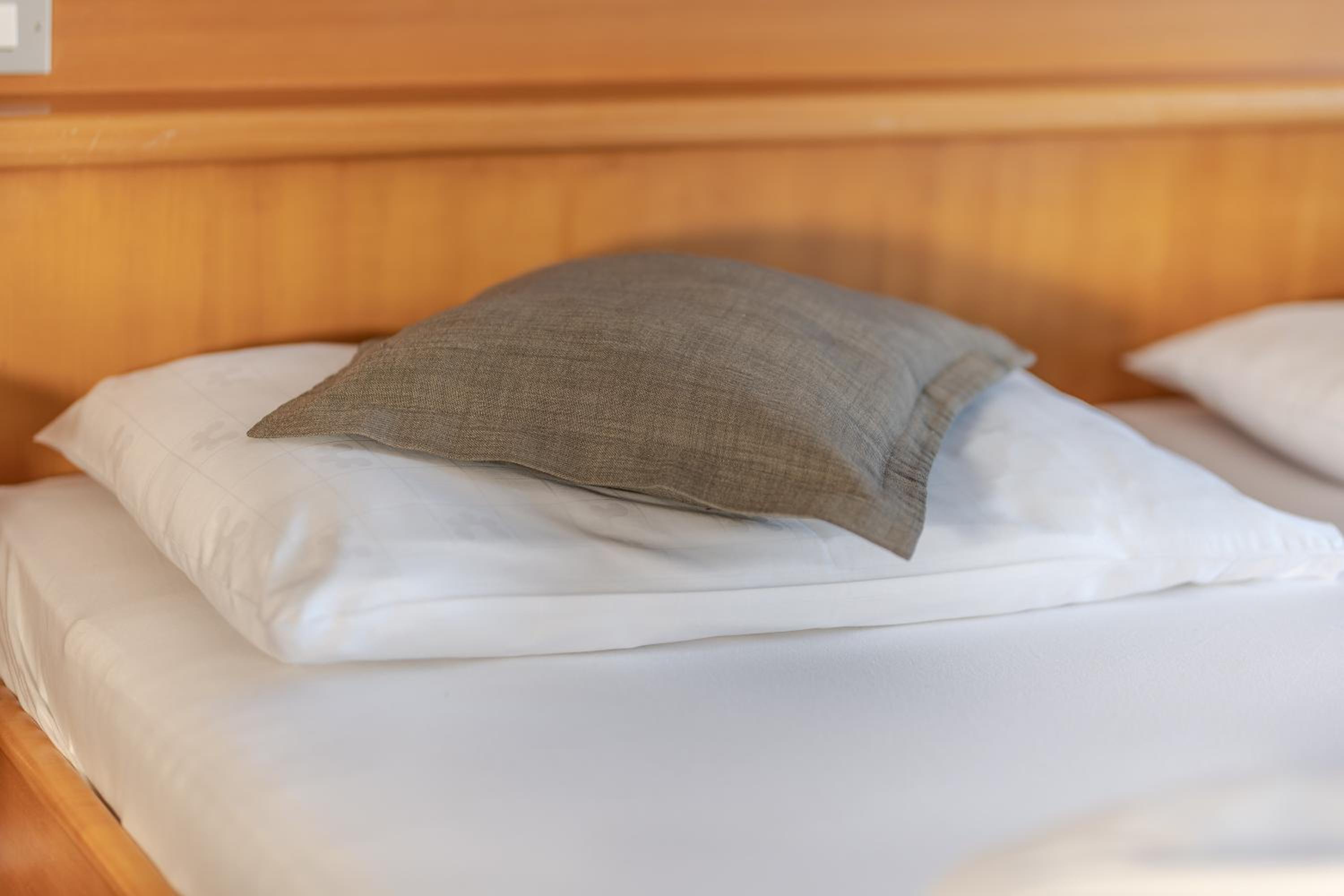 Double Room (3 Stars) - Photo 2