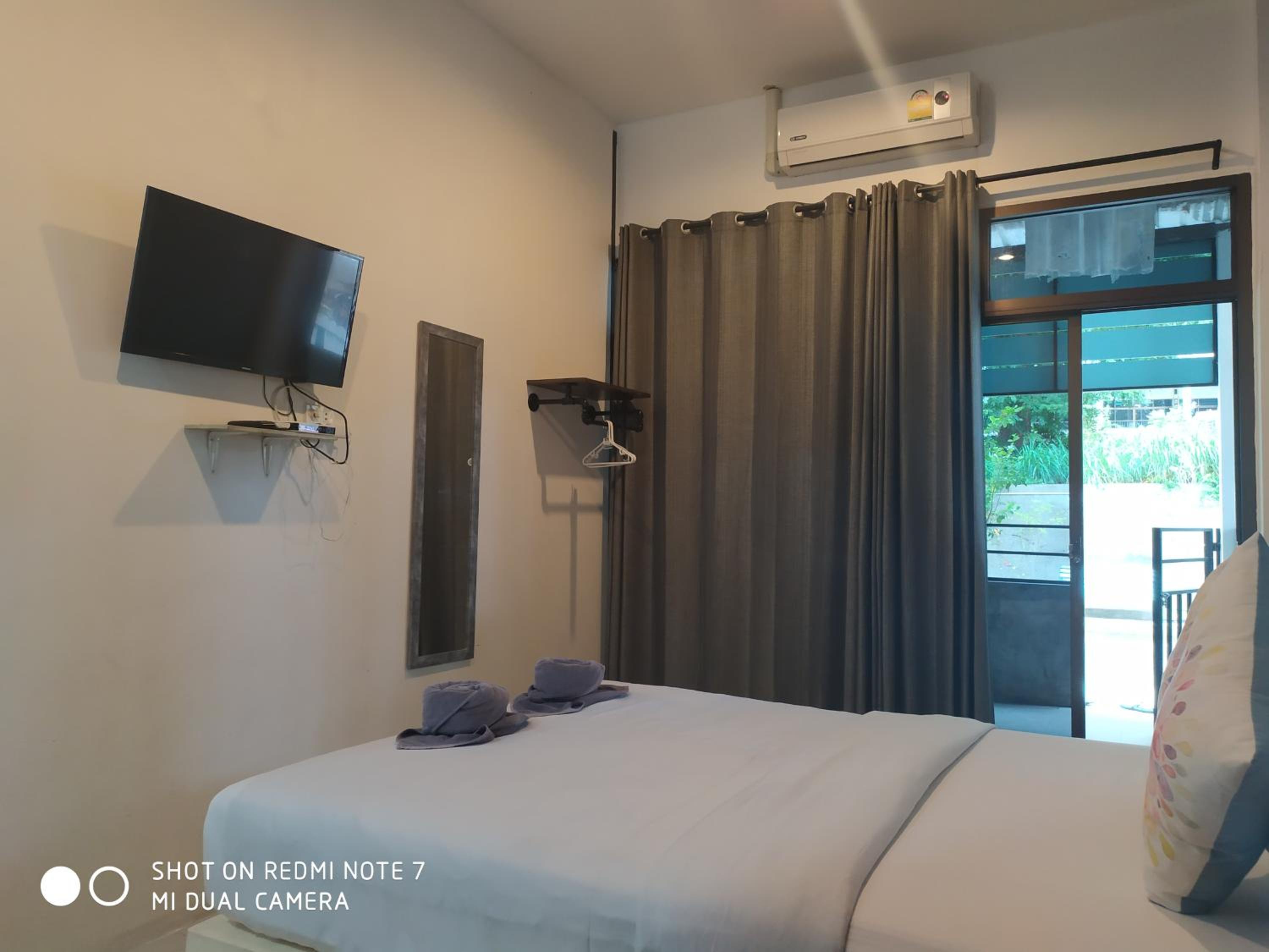 Deluxe Double Room photo 2