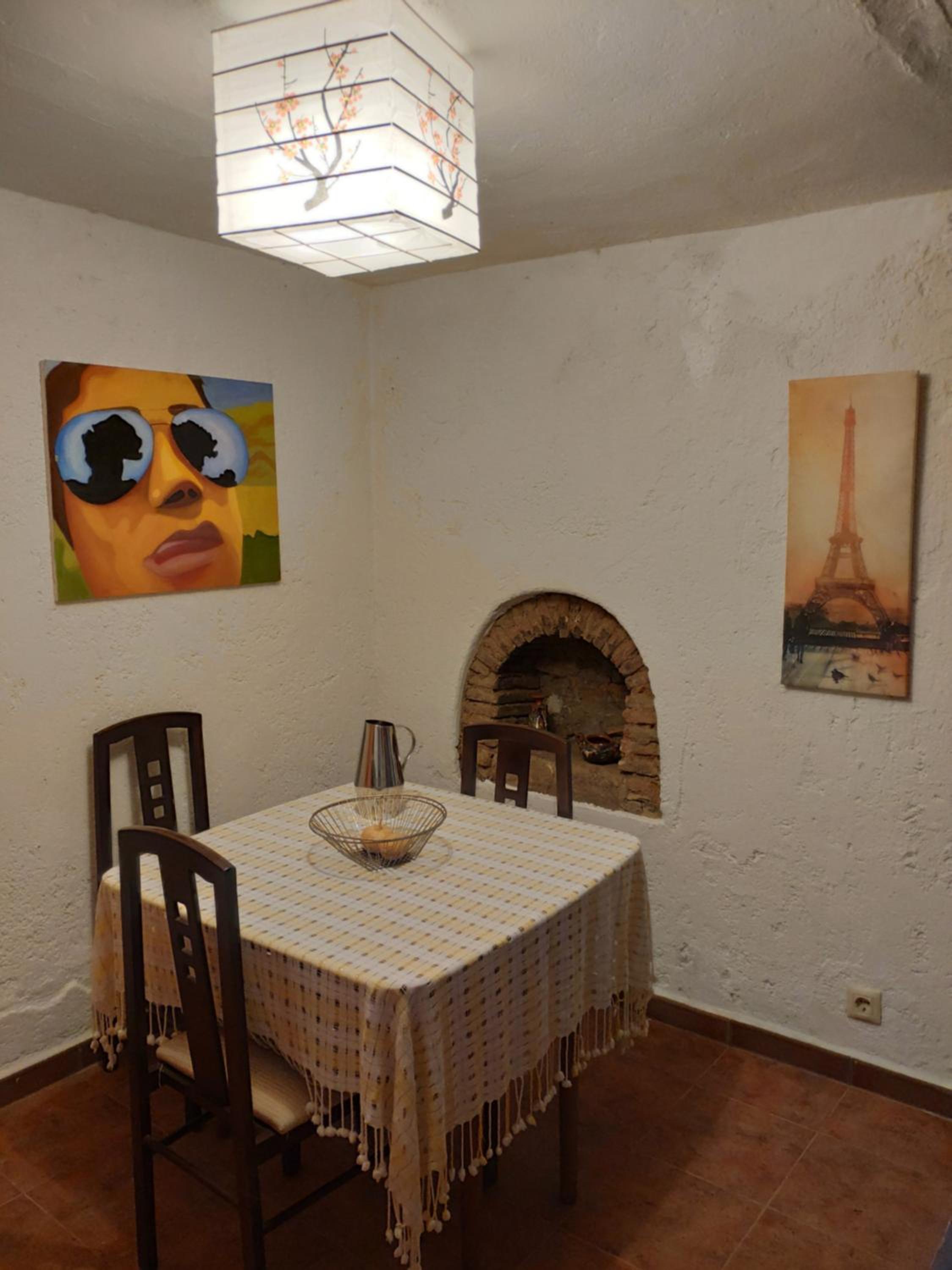 Two-Bedroom House - Photo 14
