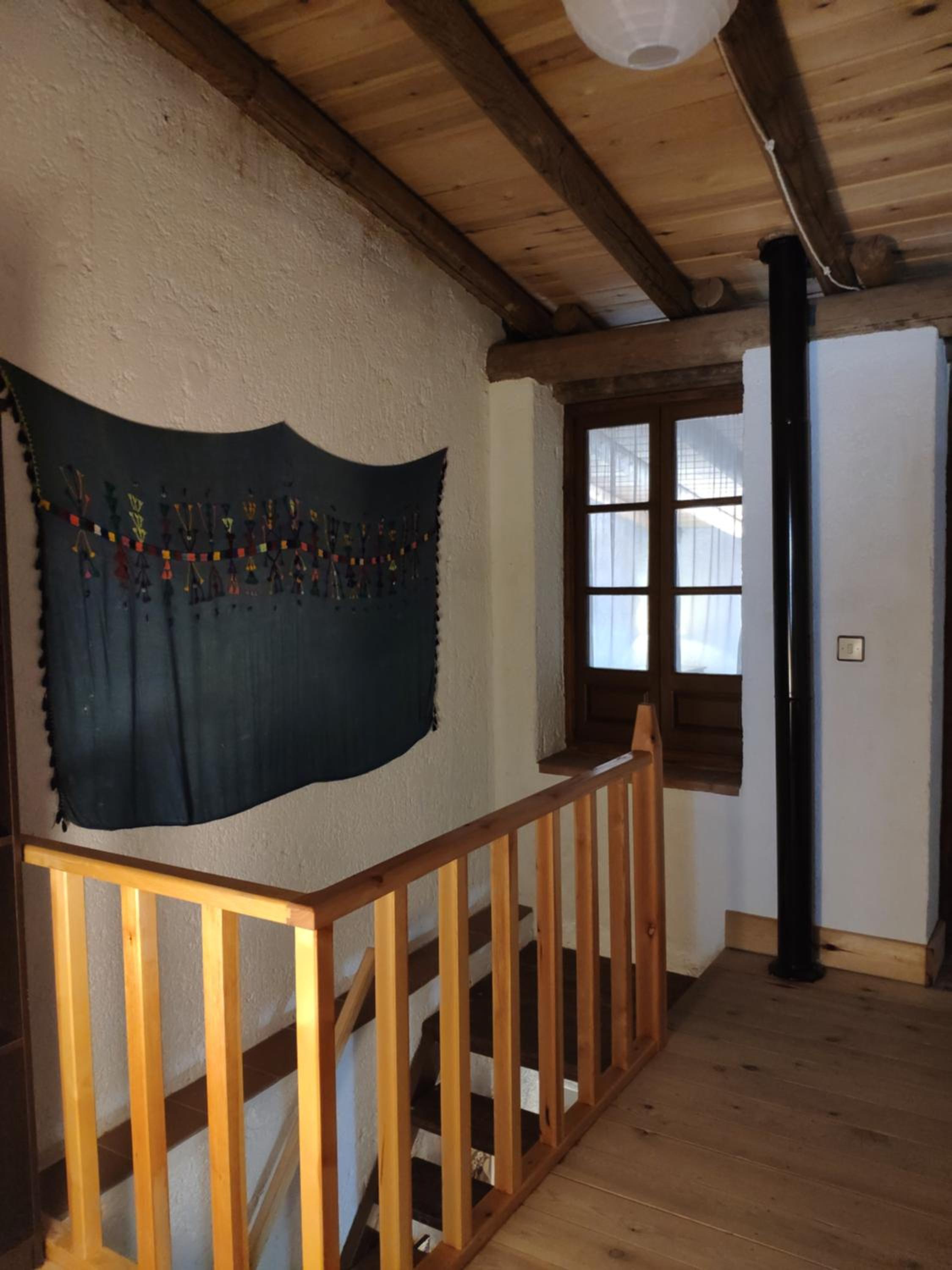 Two-Bedroom House - Photo 3