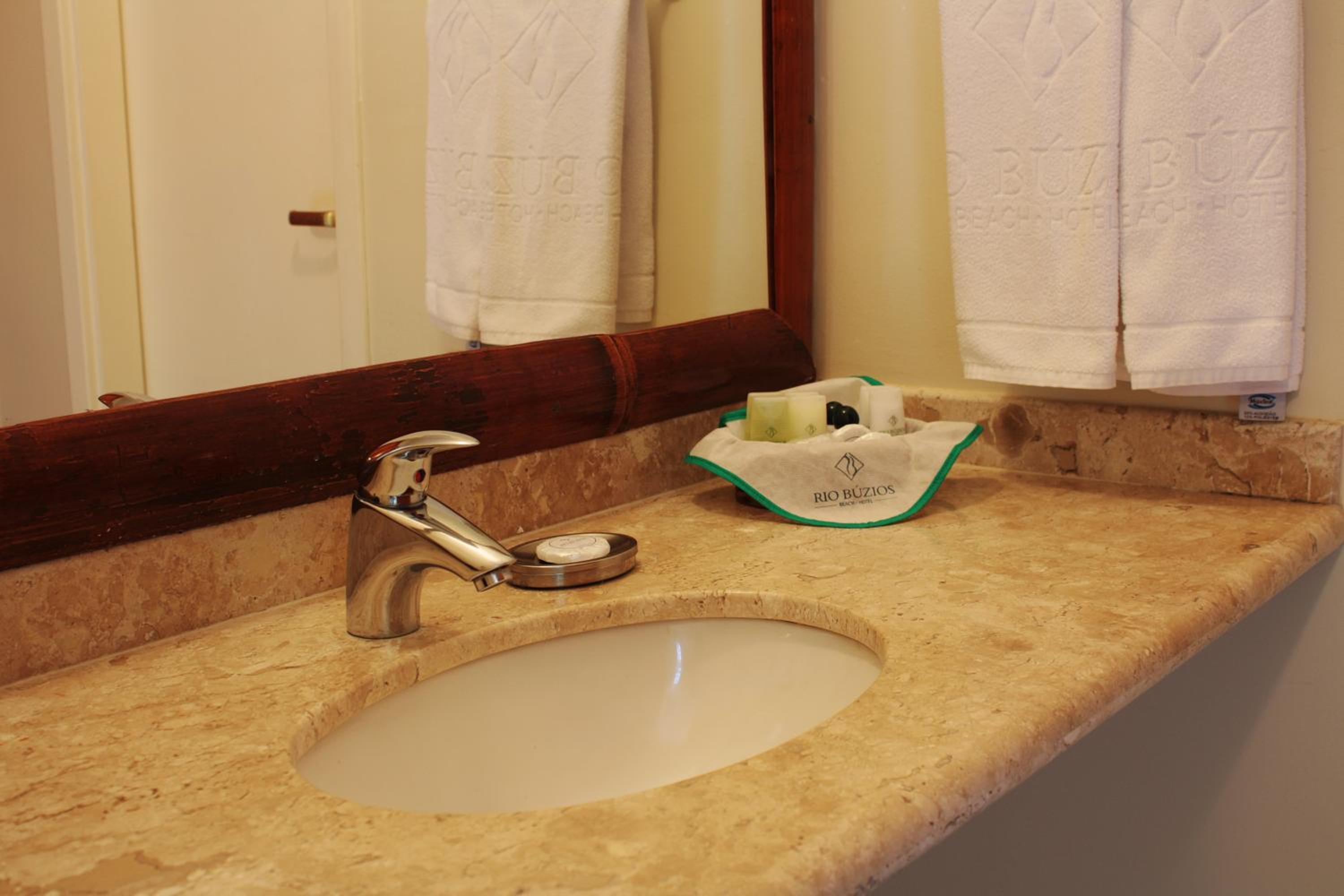 Standard Double Room with Balcony and Side Sea View  photo 3