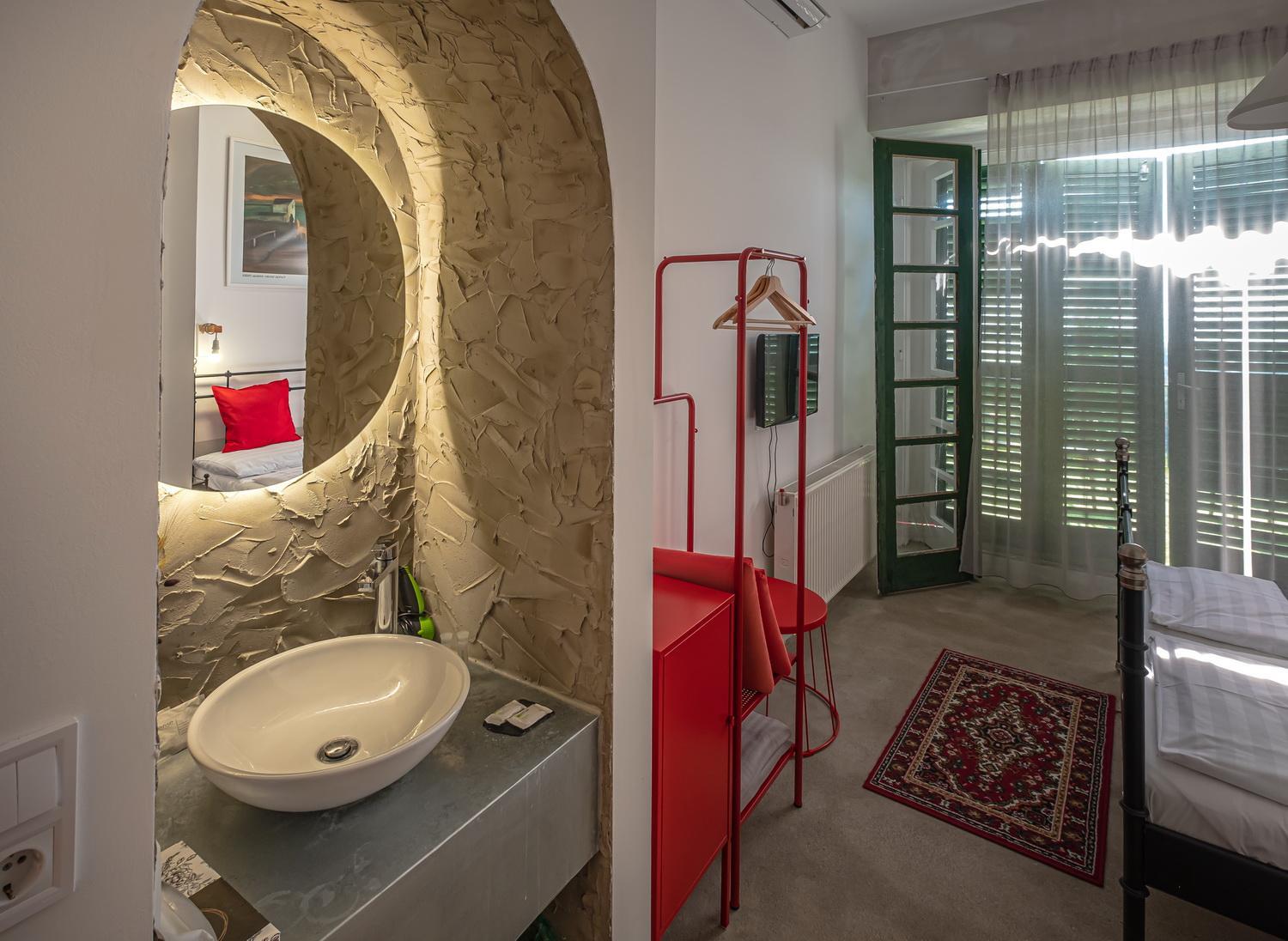 Double Room with Lake View photo 2