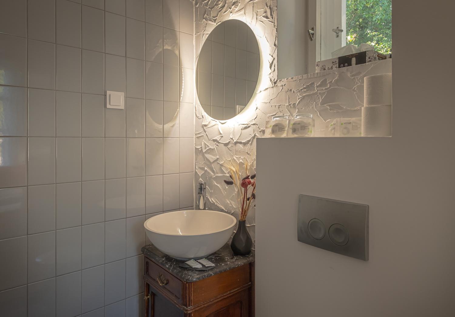 Budget Double Room photo 2