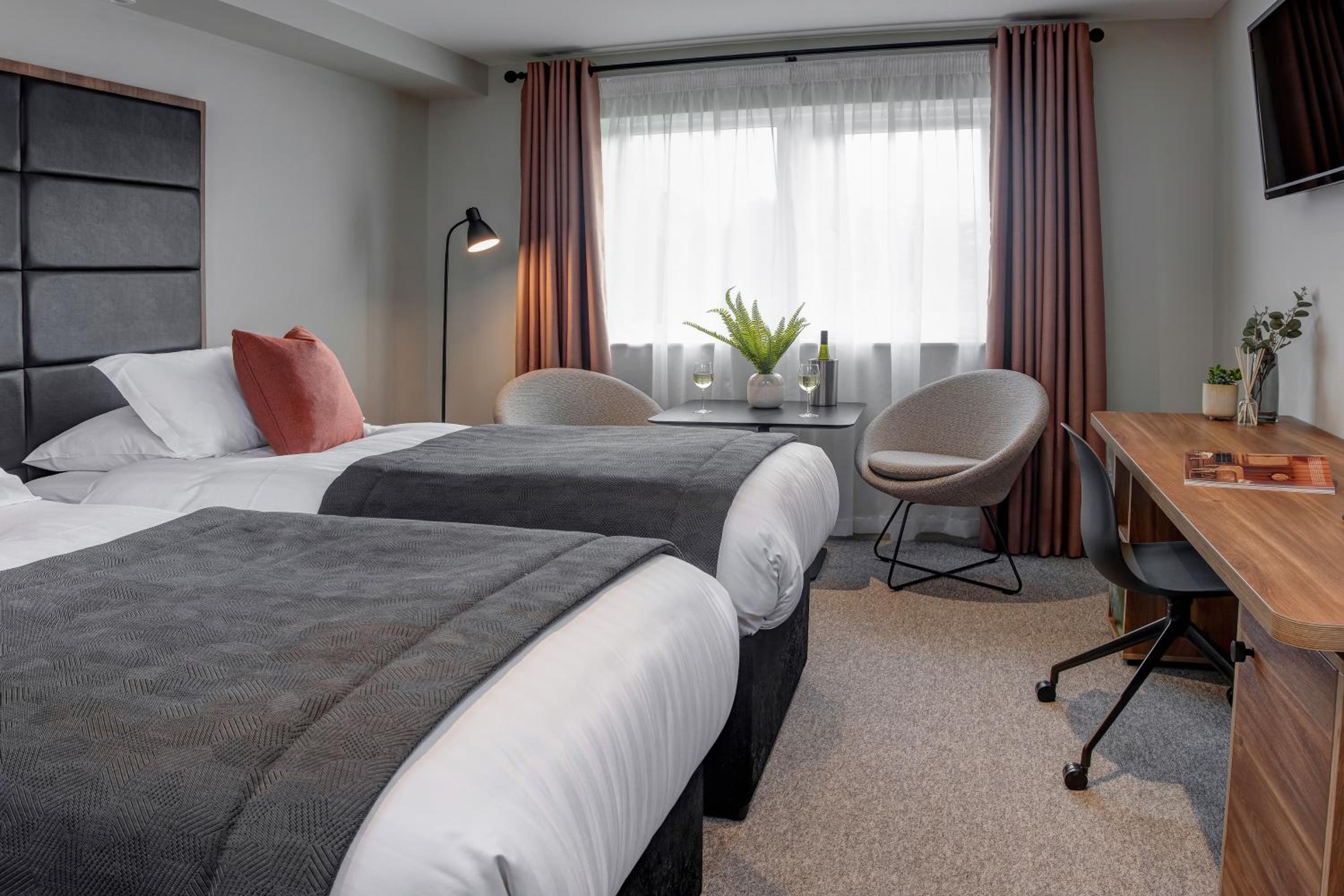 Standard Twin Room photo 2