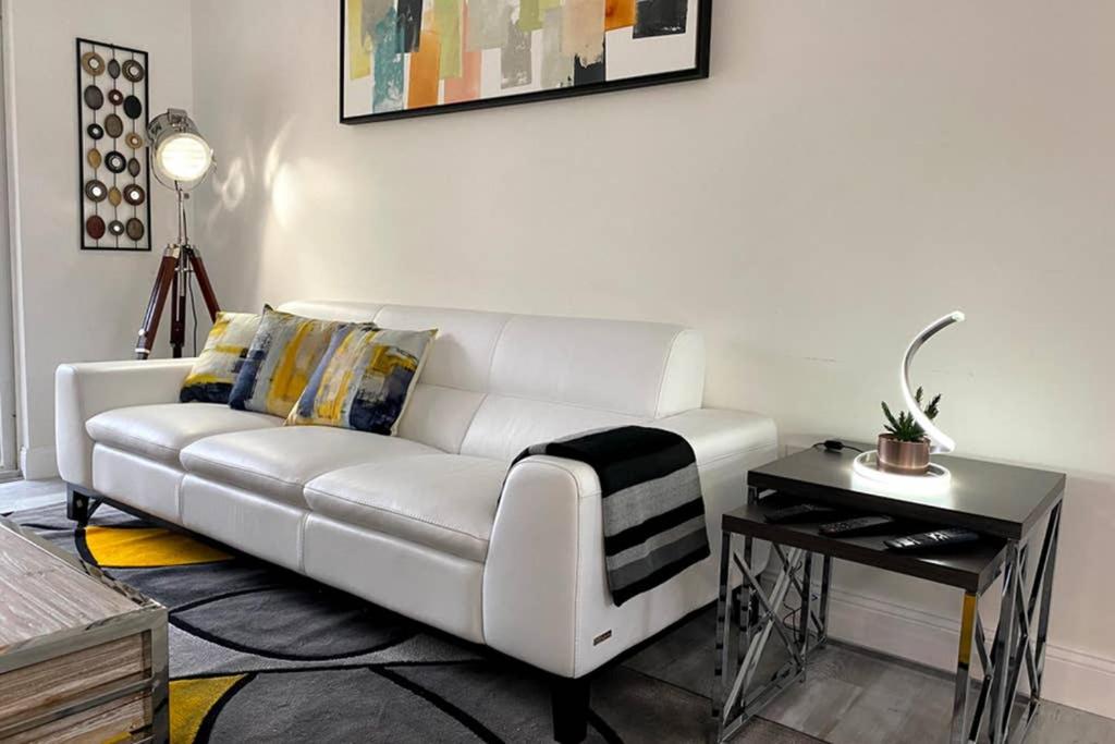 Two-Bedroom Apartment photo 1