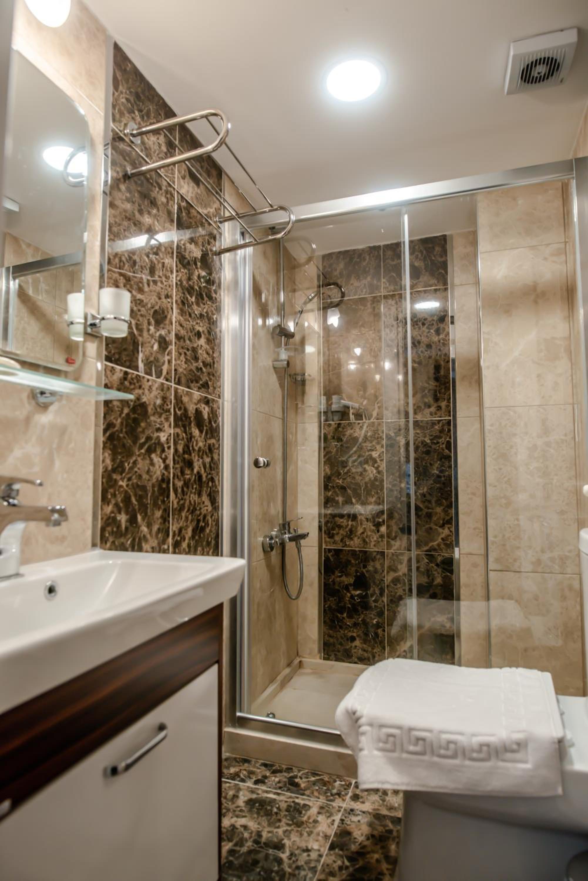 Deluxe Double Room with Sea View photo 3