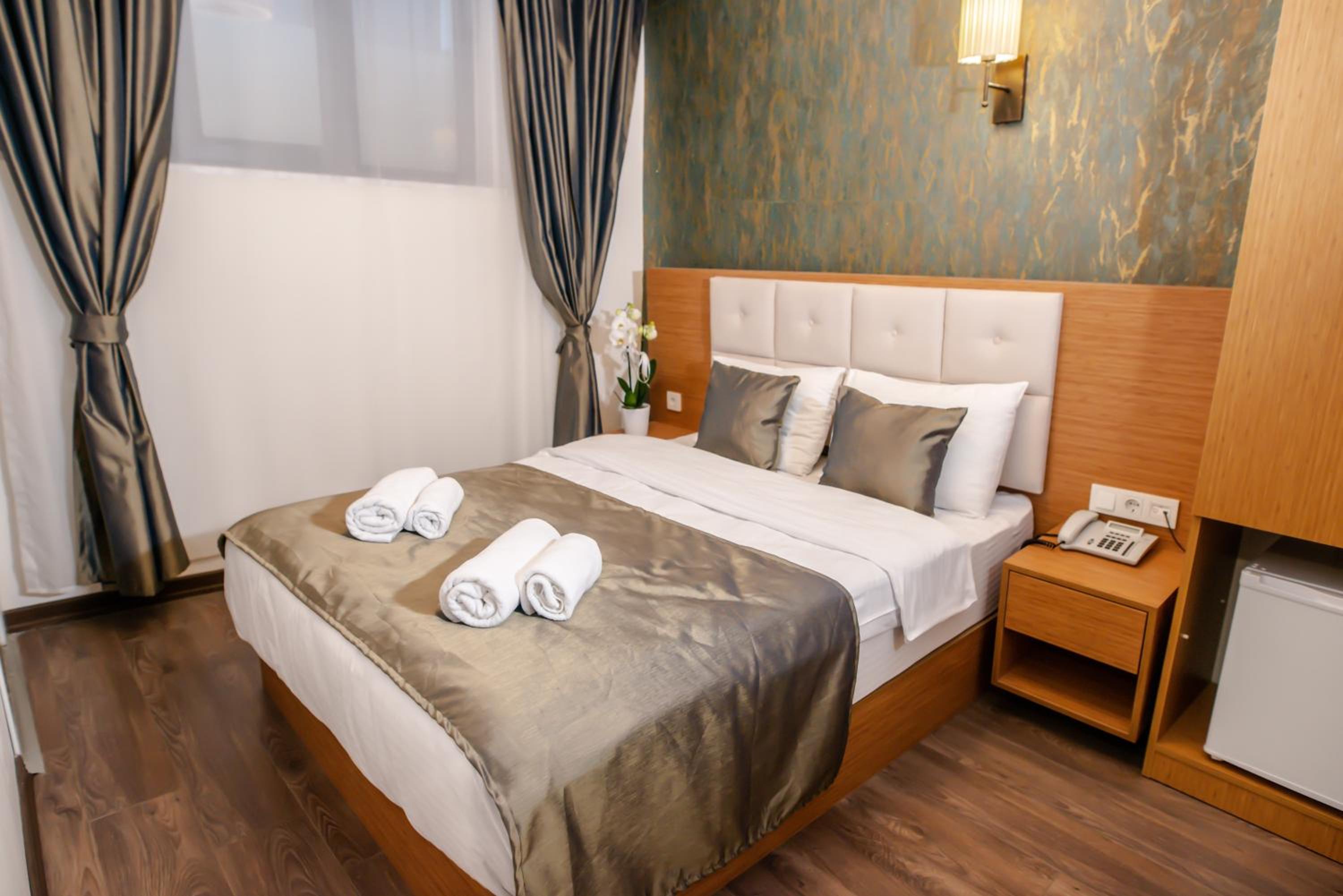 Economy Double Room photo 3