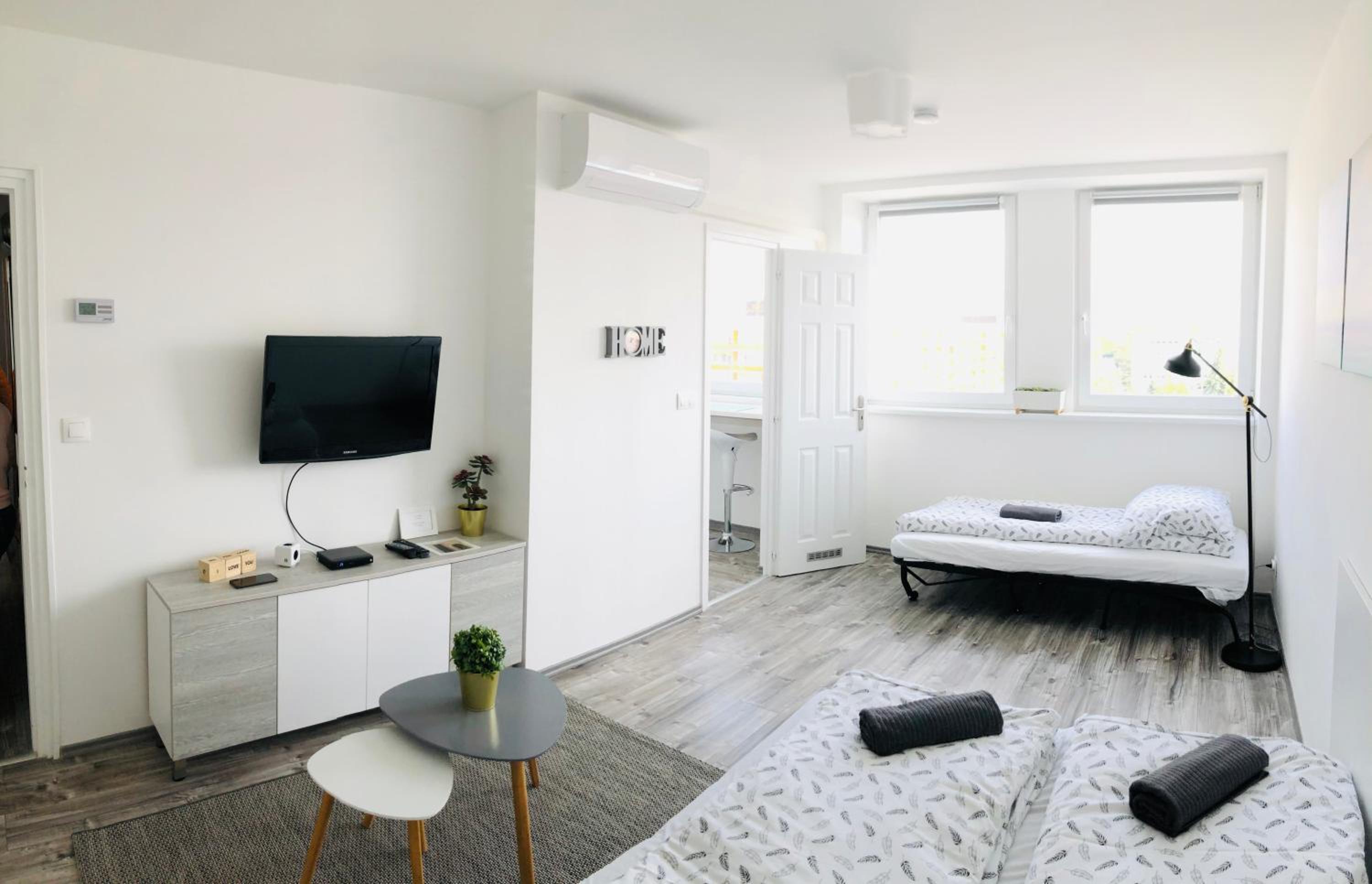 Two-Bedroom Apartment - Photo 6