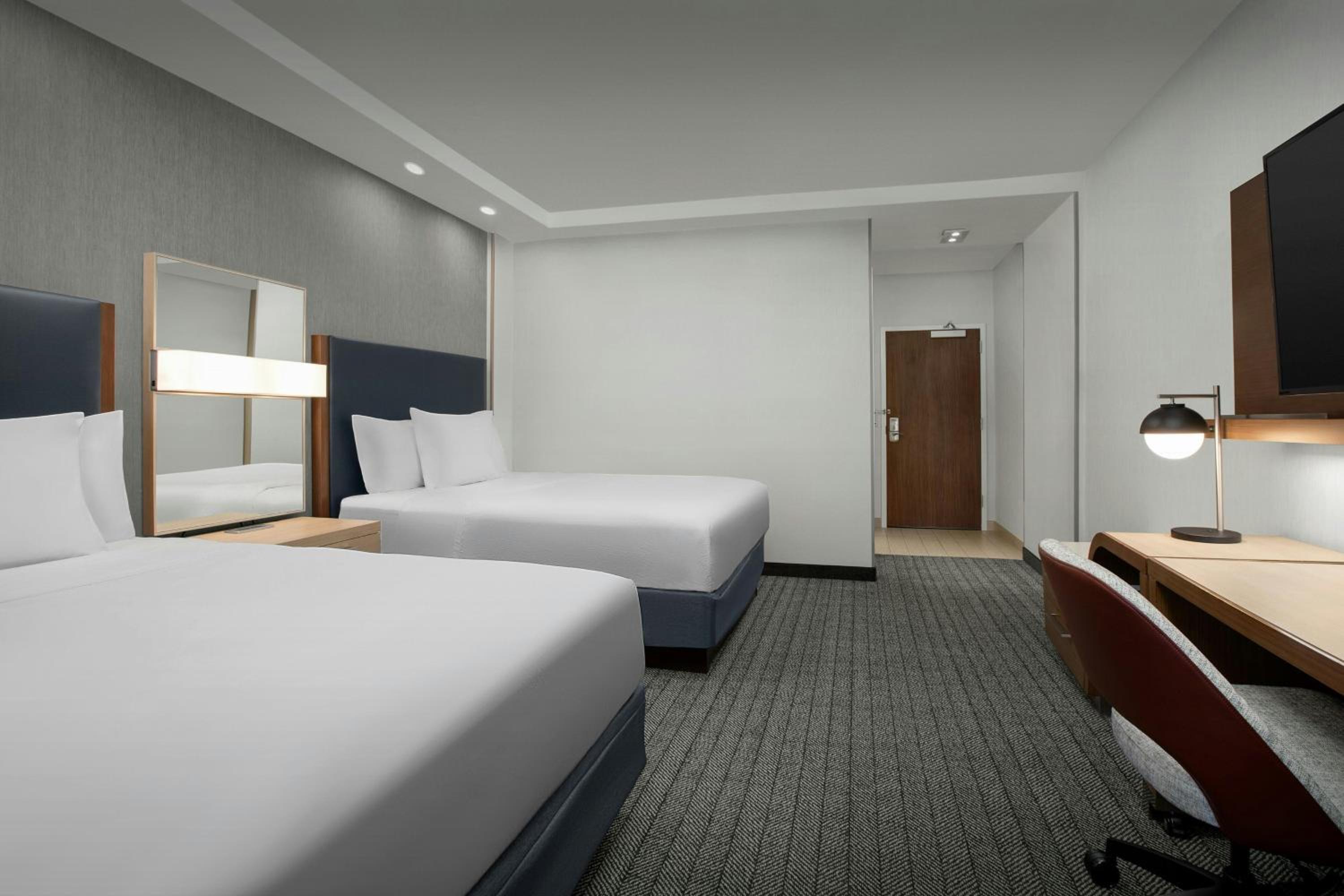 Queen Room with Two Queen Beds and Sofa Bed - Hearing Accessible