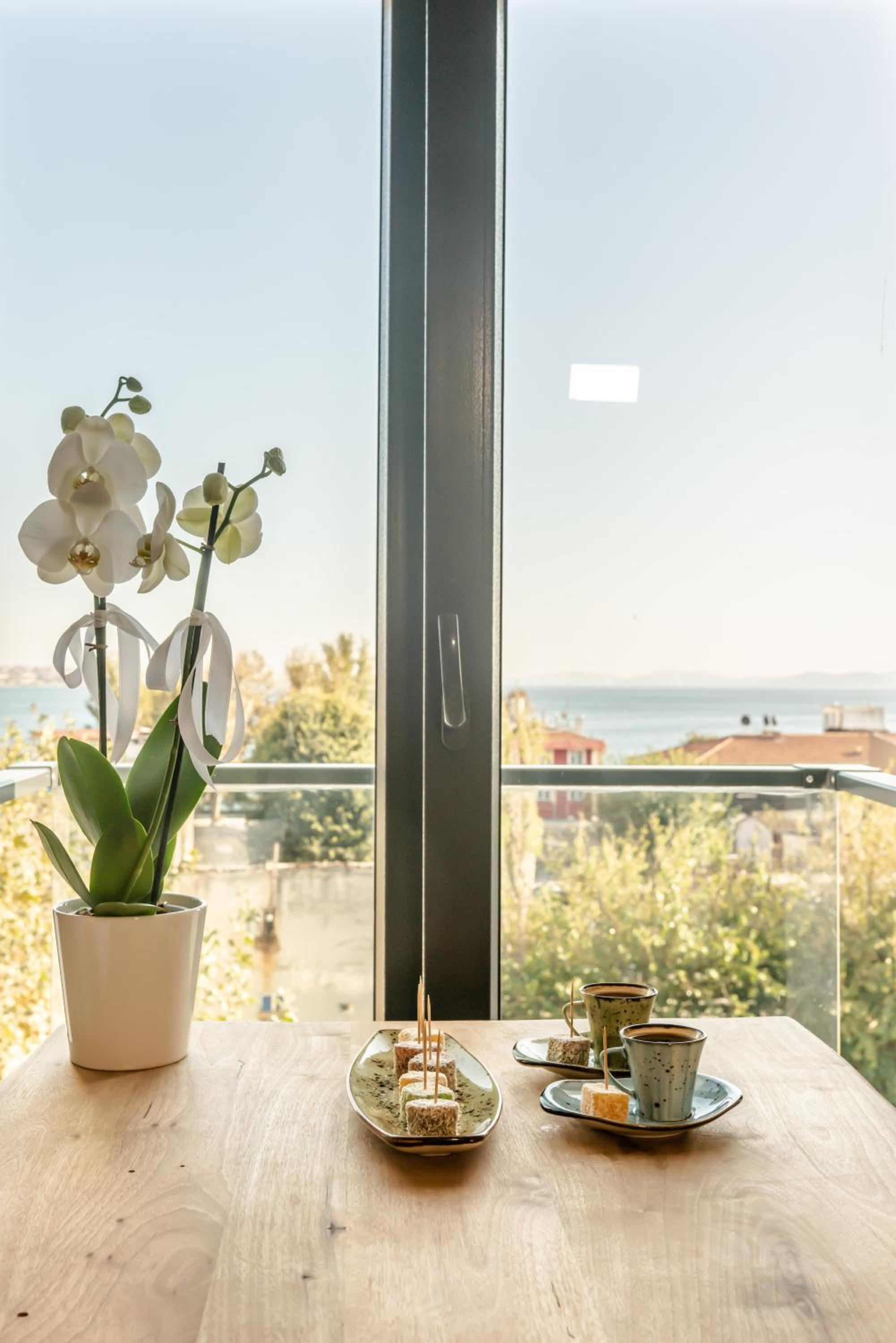 Deluxe Double Room with Sea View photo 2