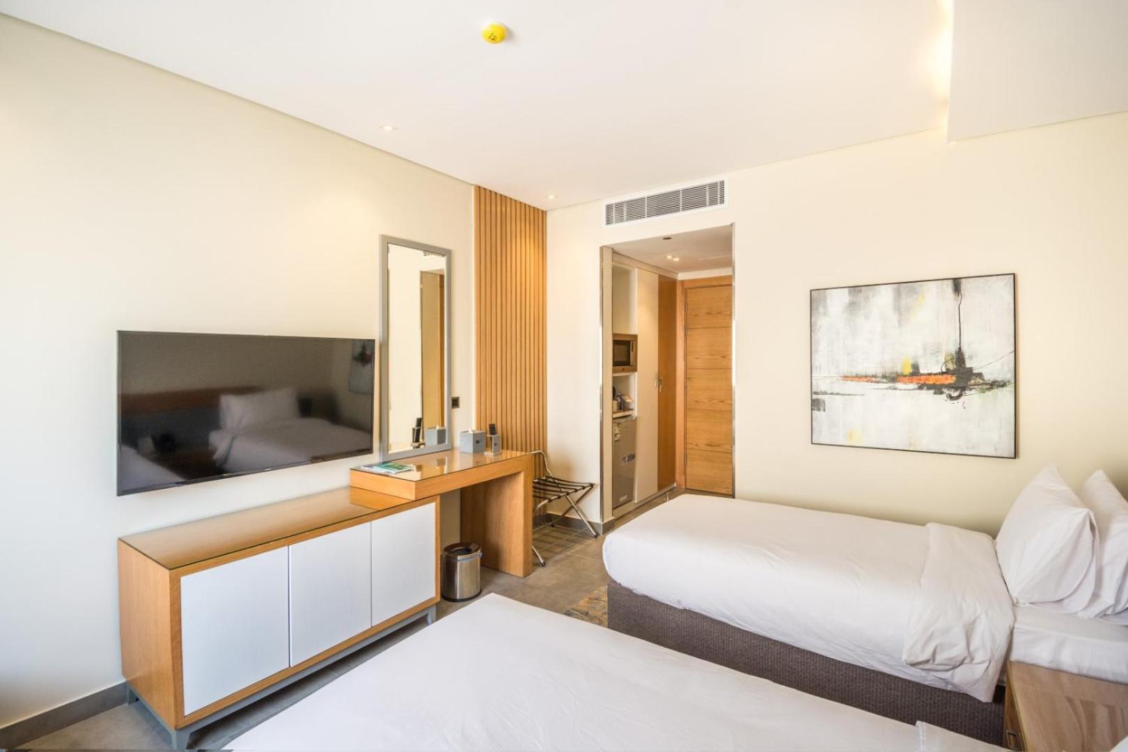 Standard Twin Room - Photo 5