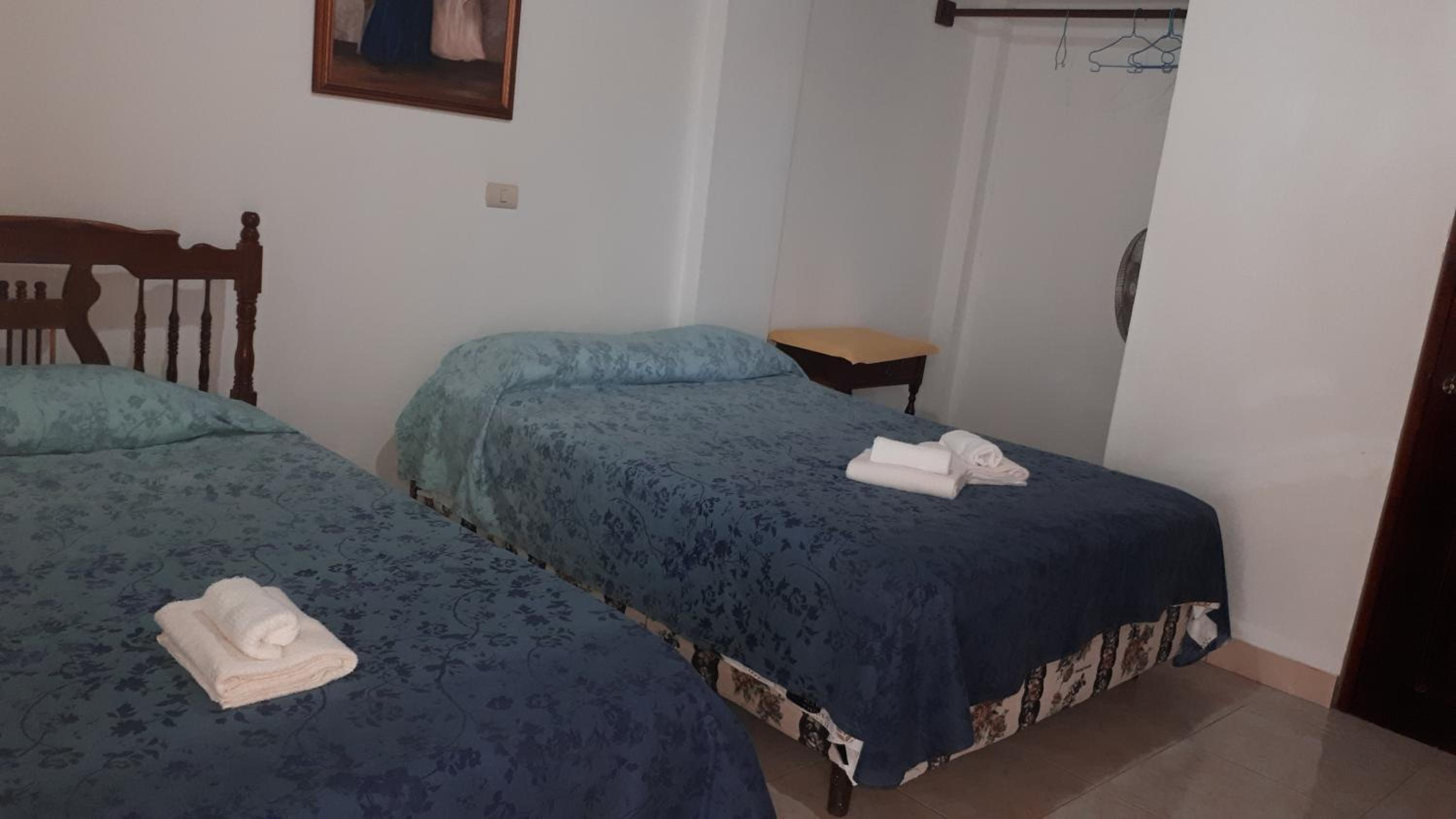 Quadruple Room - Disability Access photo 1