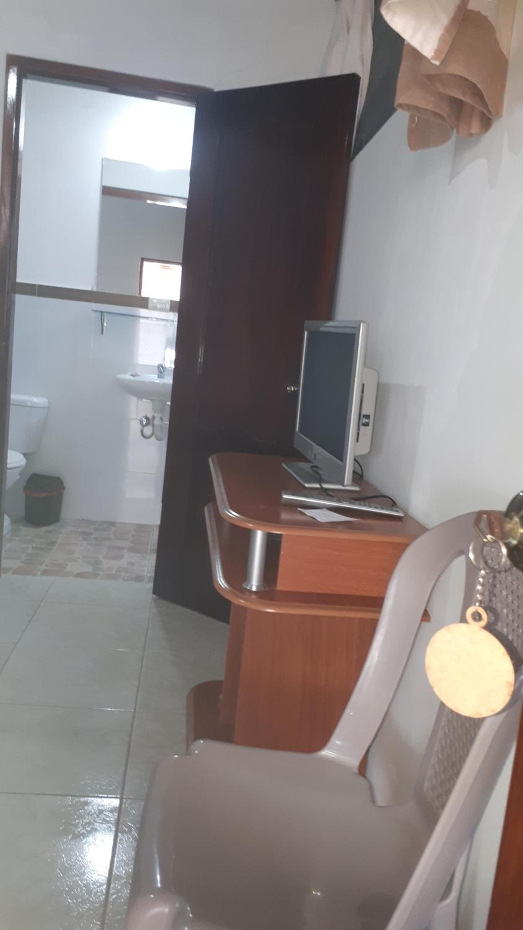 Quadruple Room - Disability Access photo 2