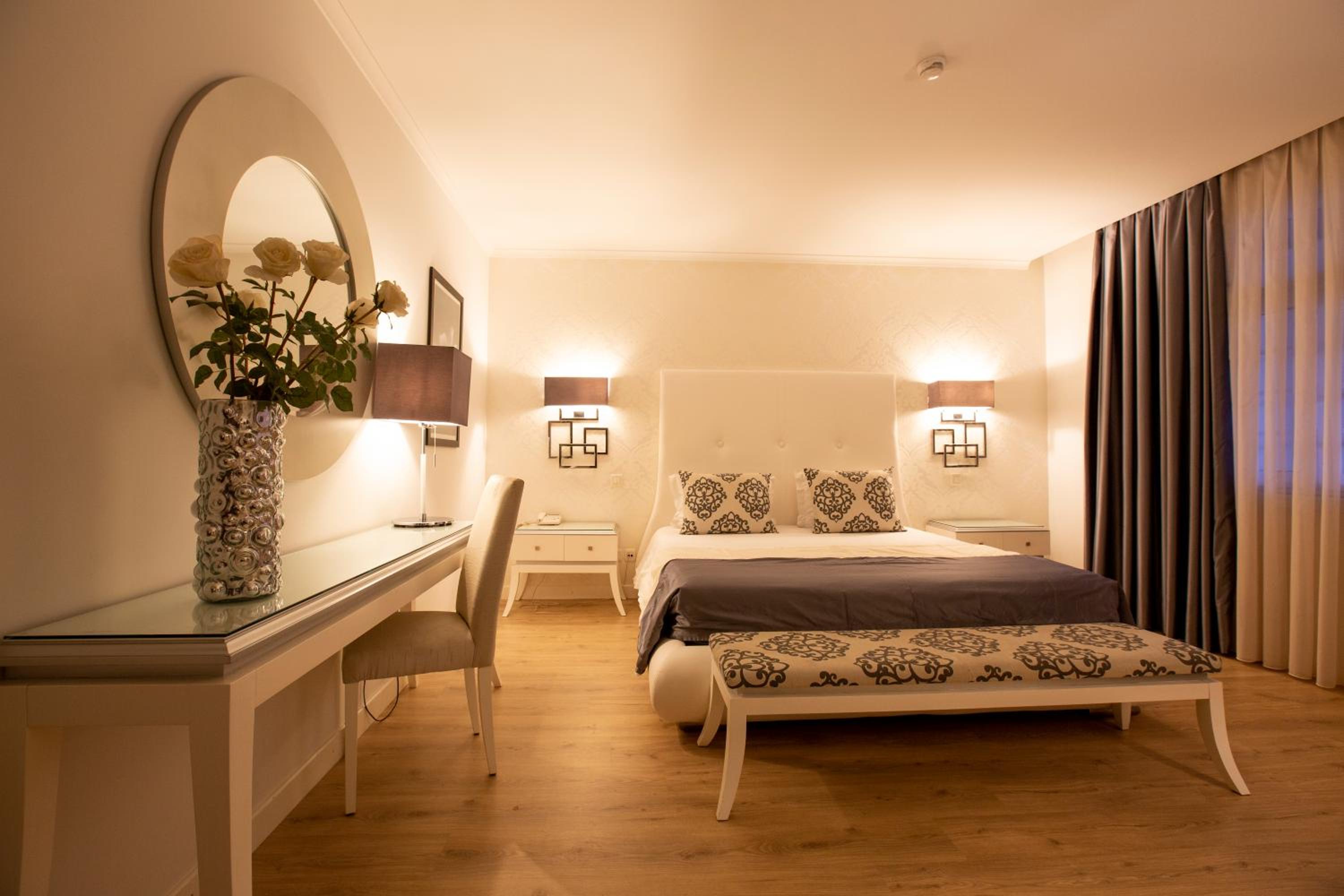 Superior Double Room - Photo 2