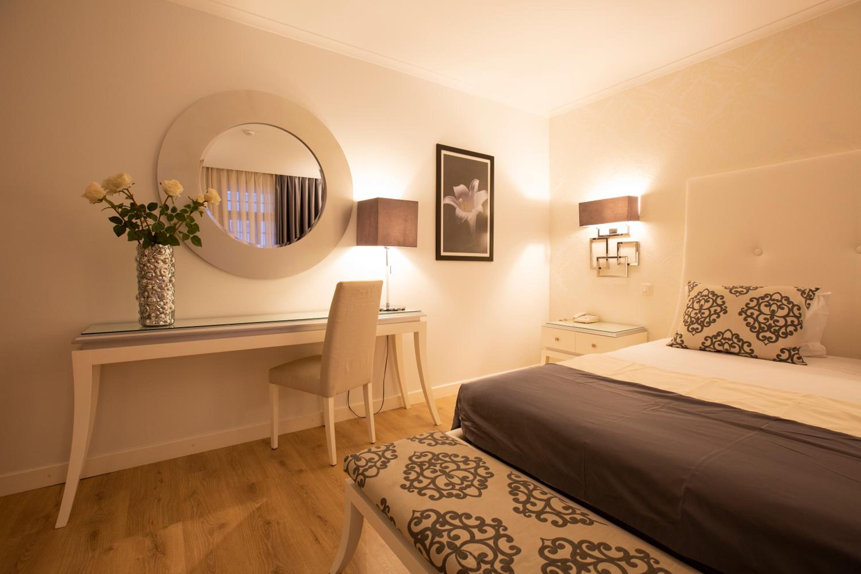 Superior Double Room - Photo 10