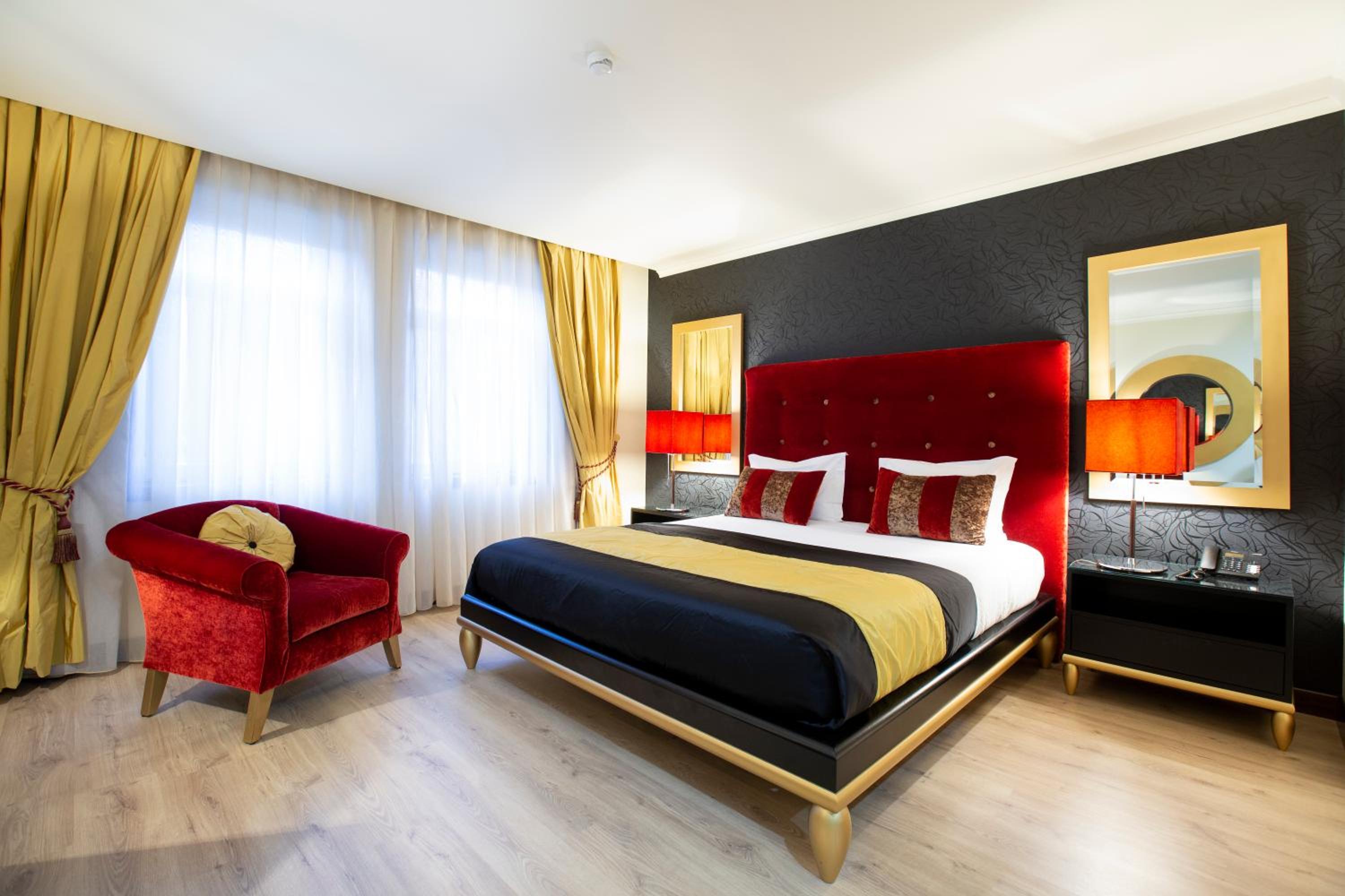Superior Double Room - Photo 1