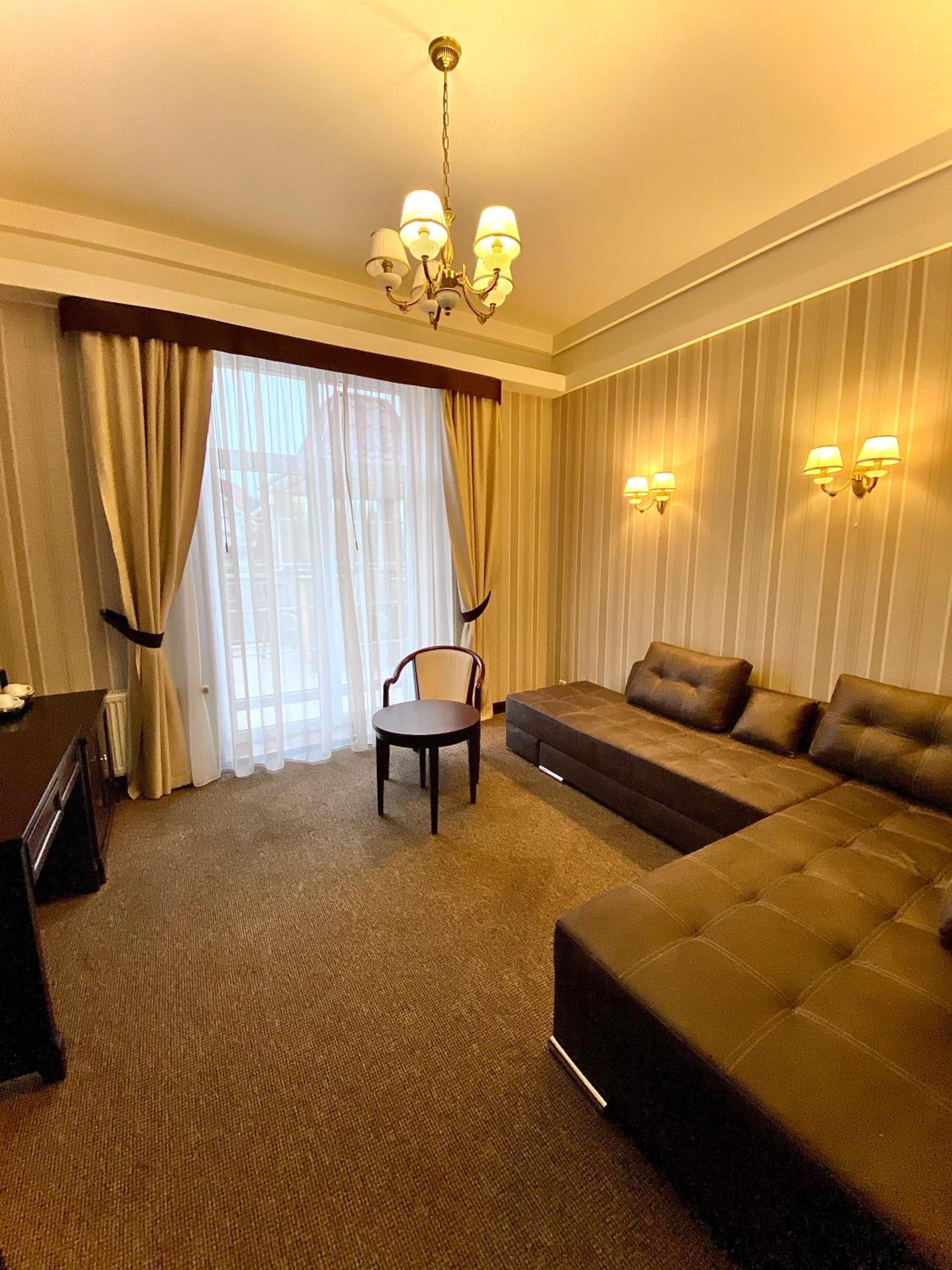Suite photo 1