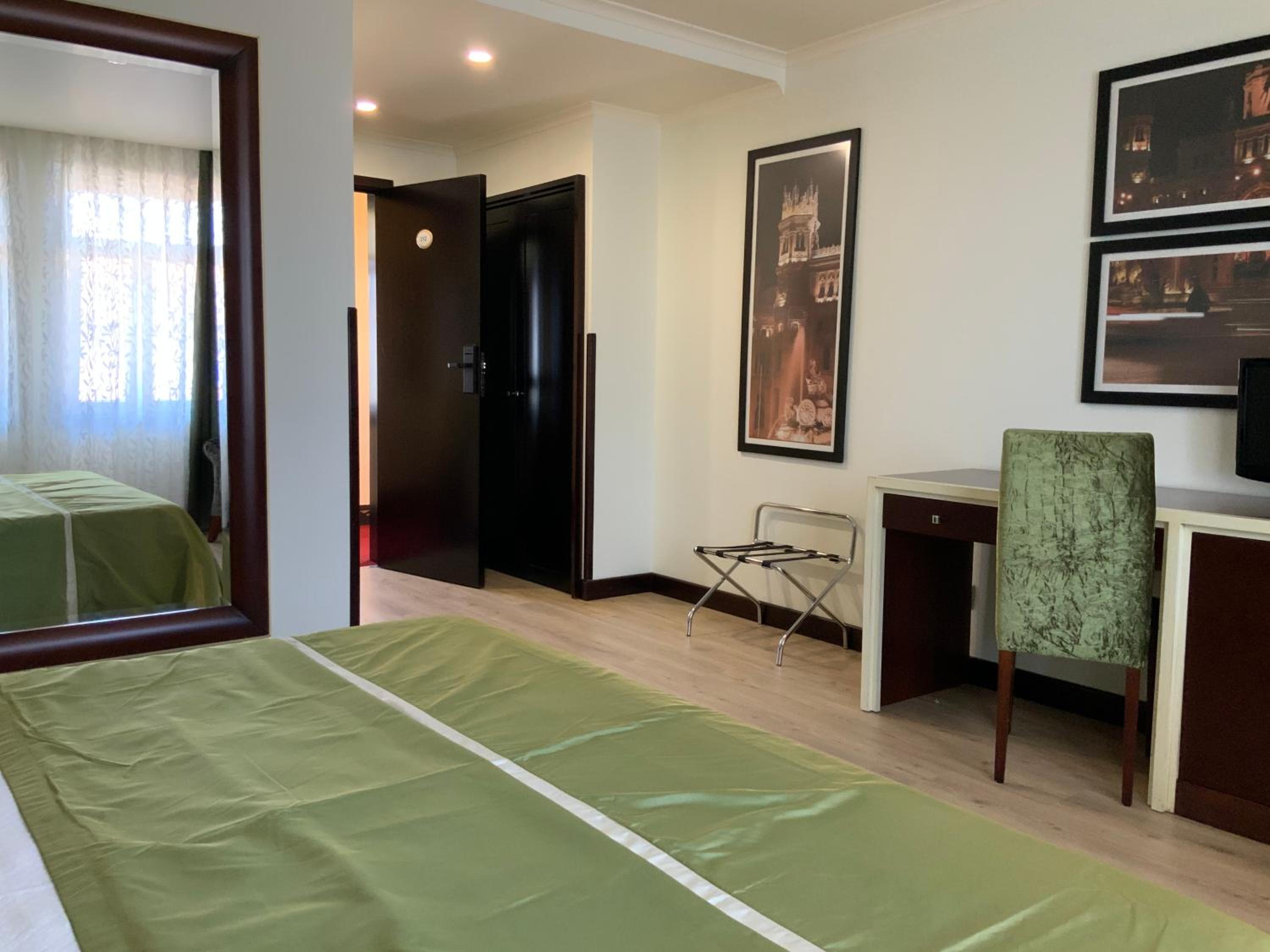 Superior Double Room - Photo 6