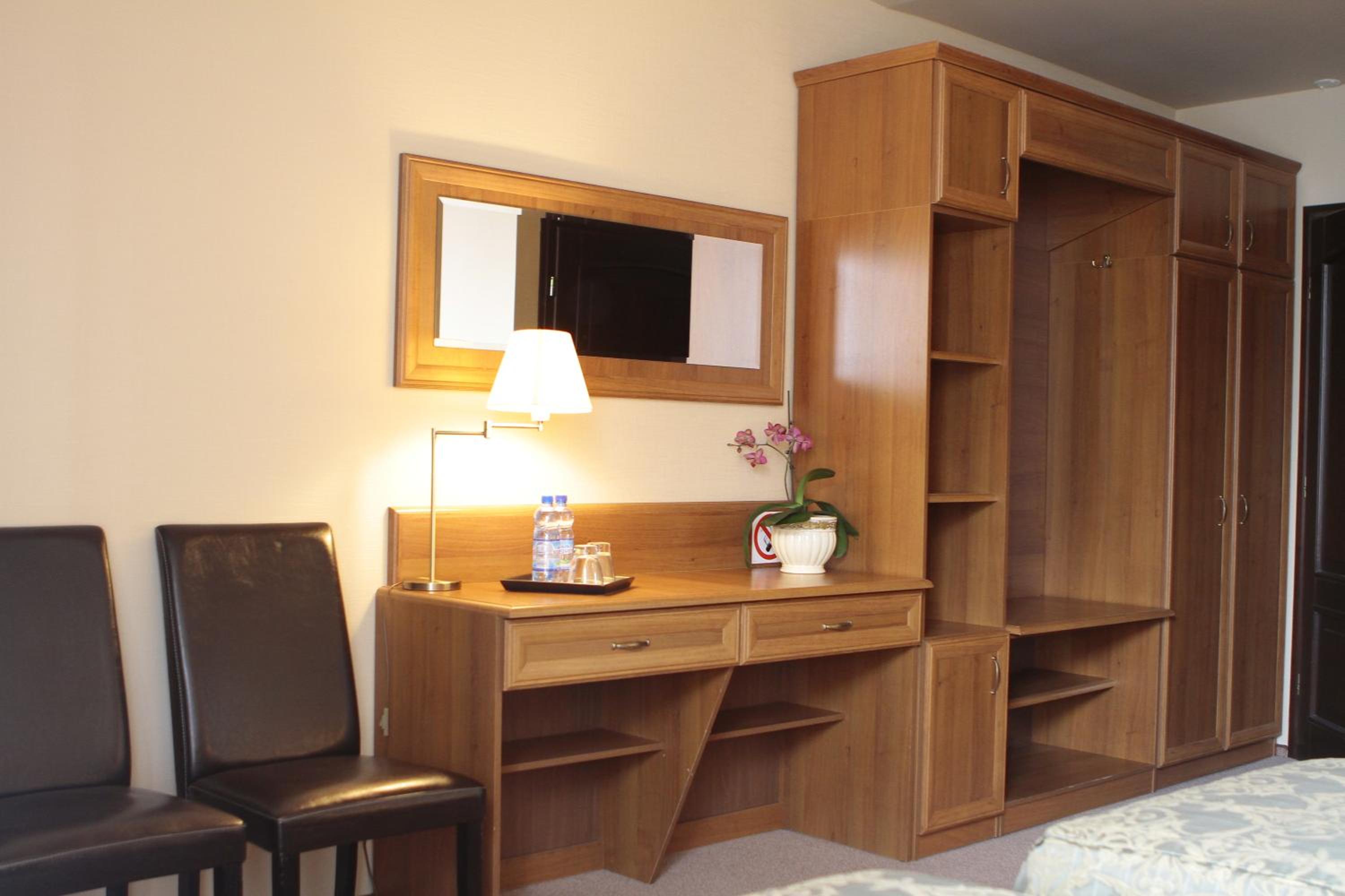 Twin Room - Photo 10