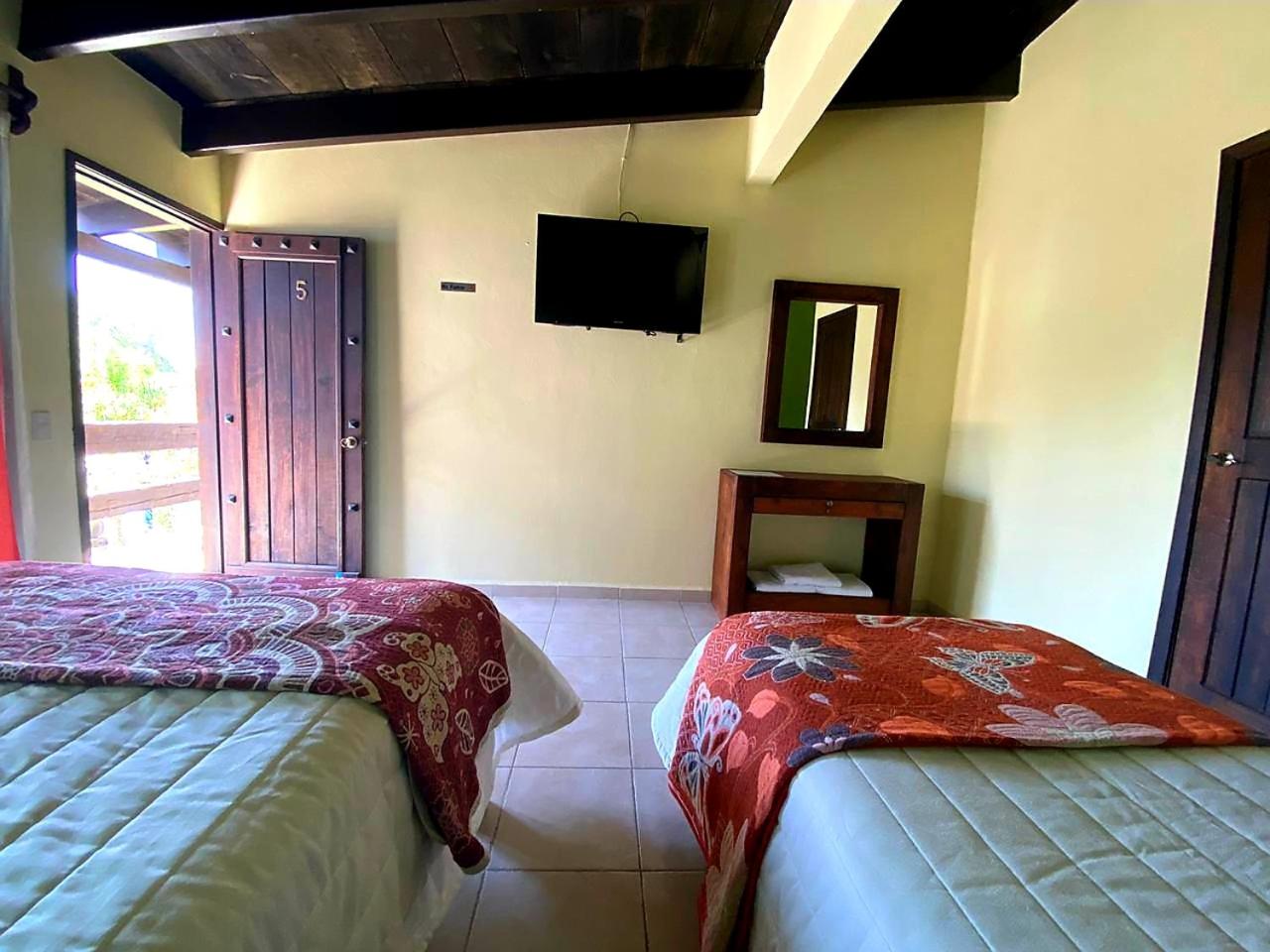 Triple Room photo 2