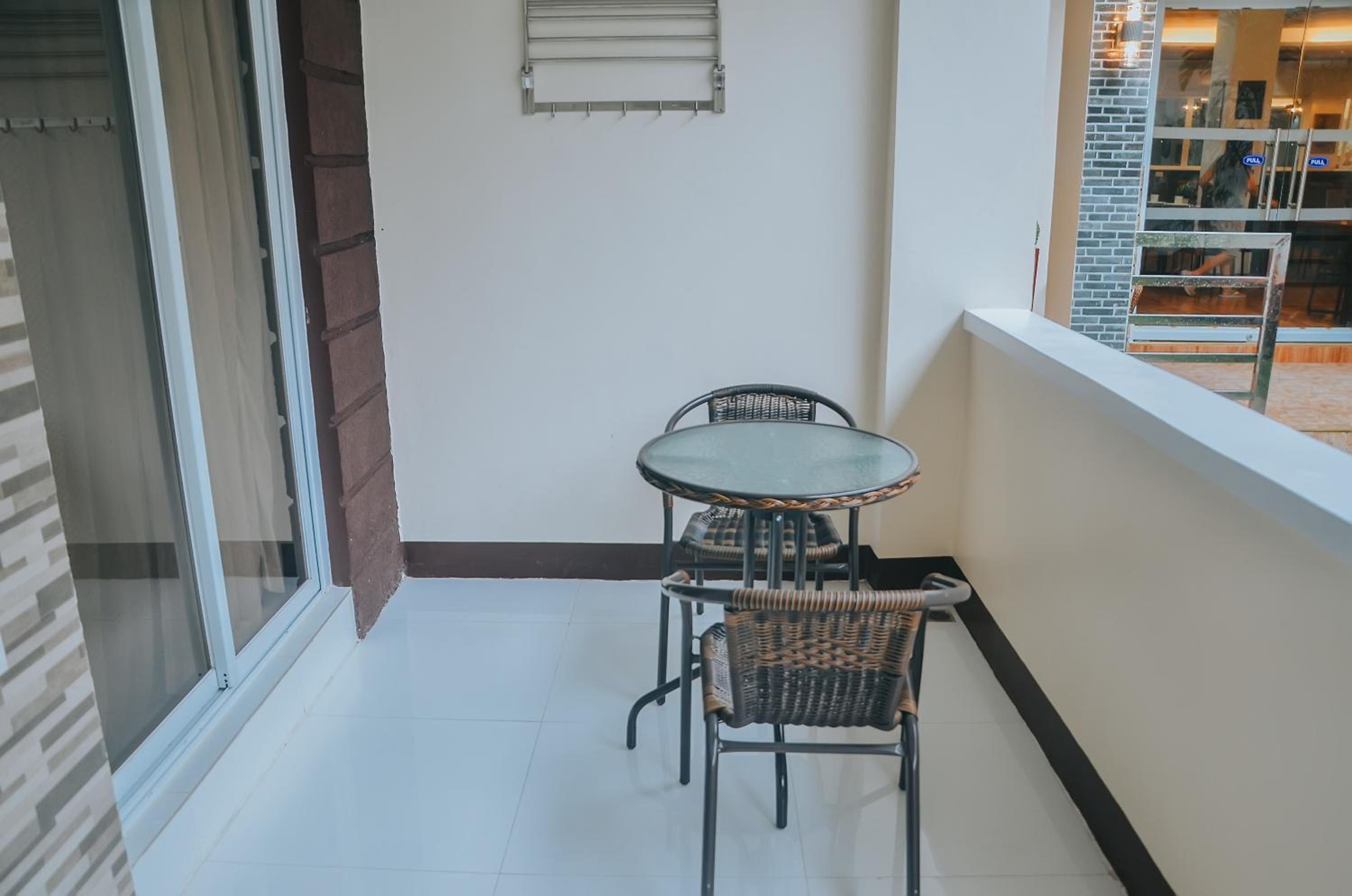 Business Double Room with Gym Access - Photo 4
