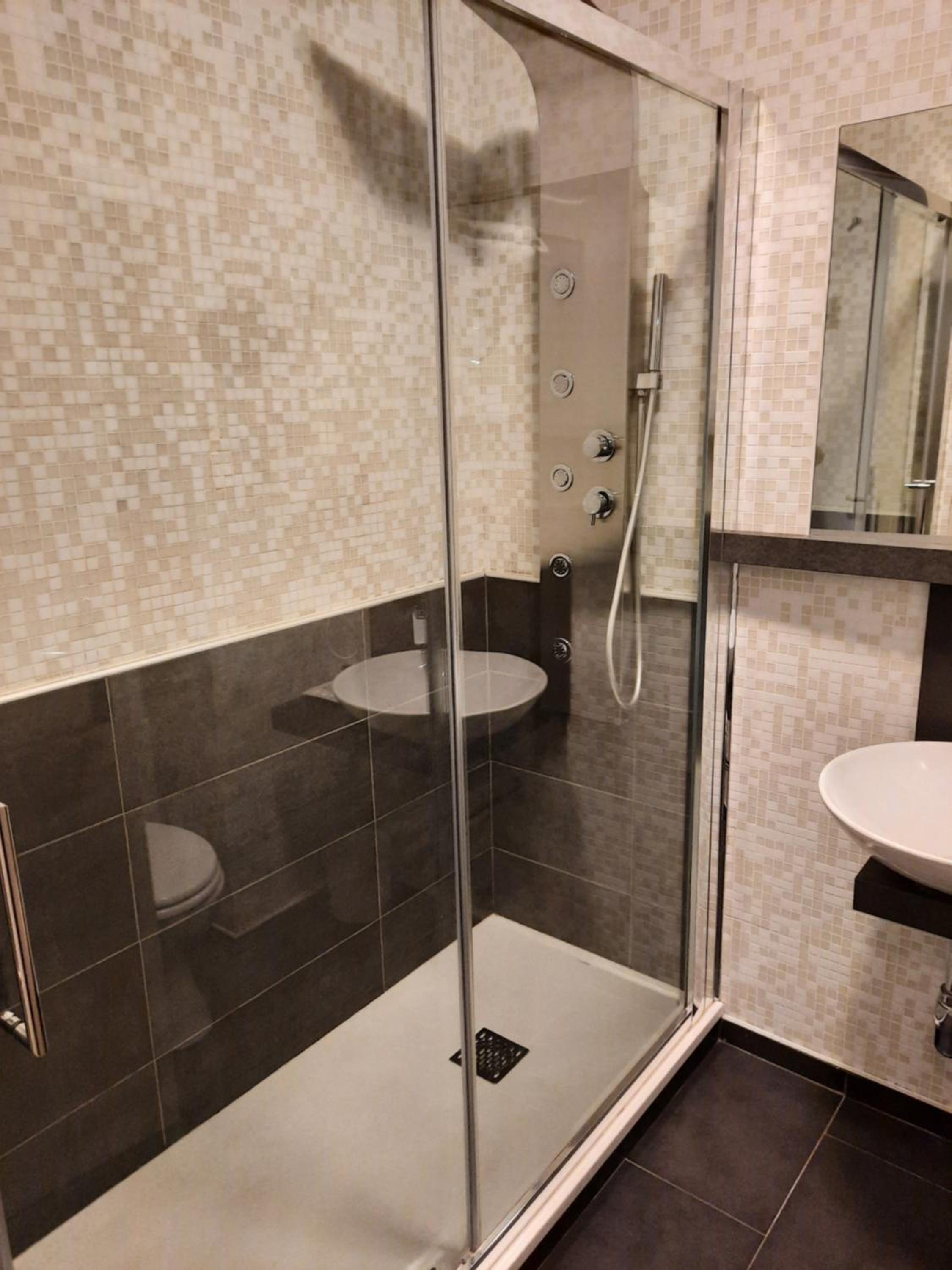 Small Triple Room - Photo 2