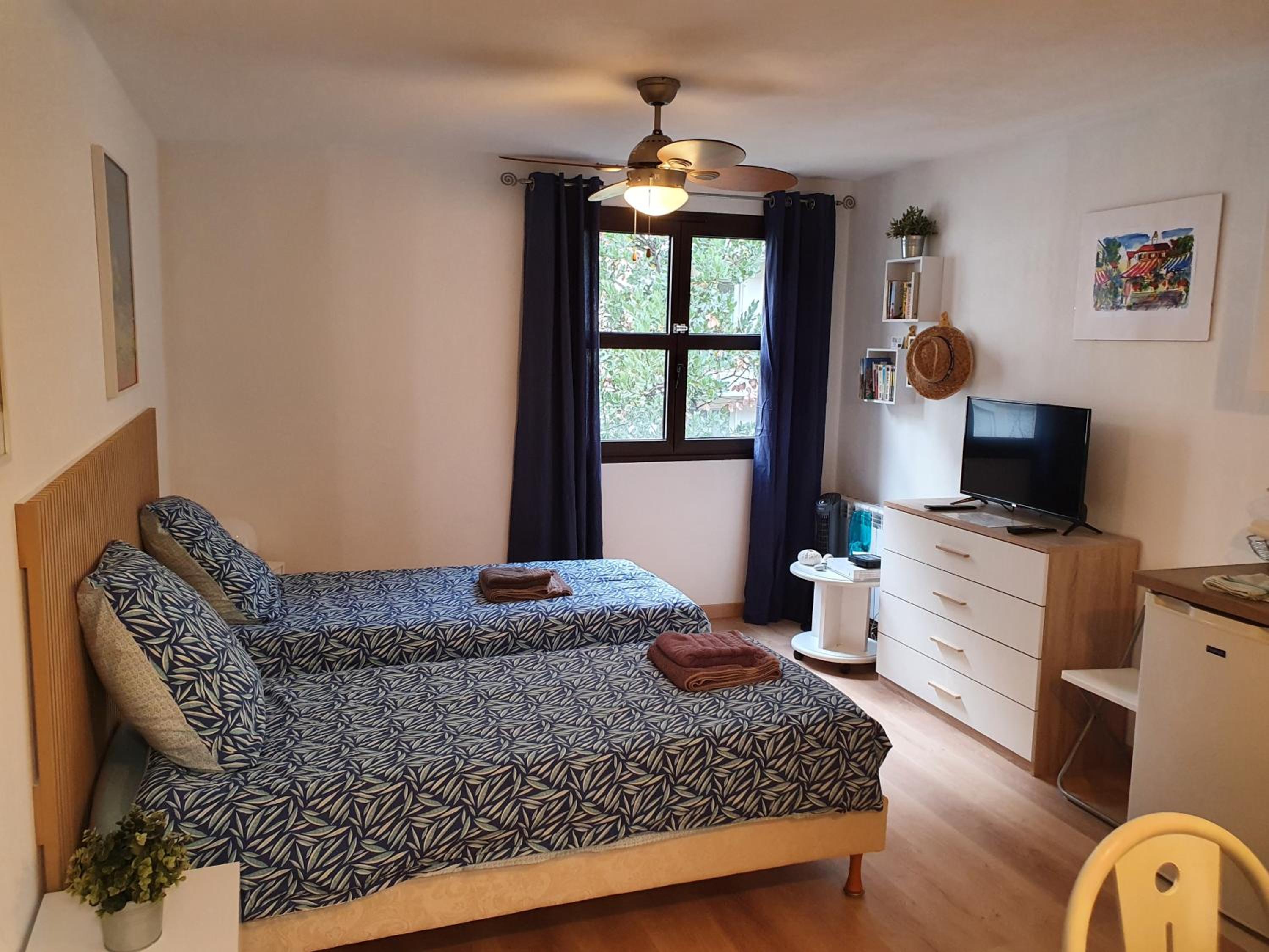 Studio Apartment