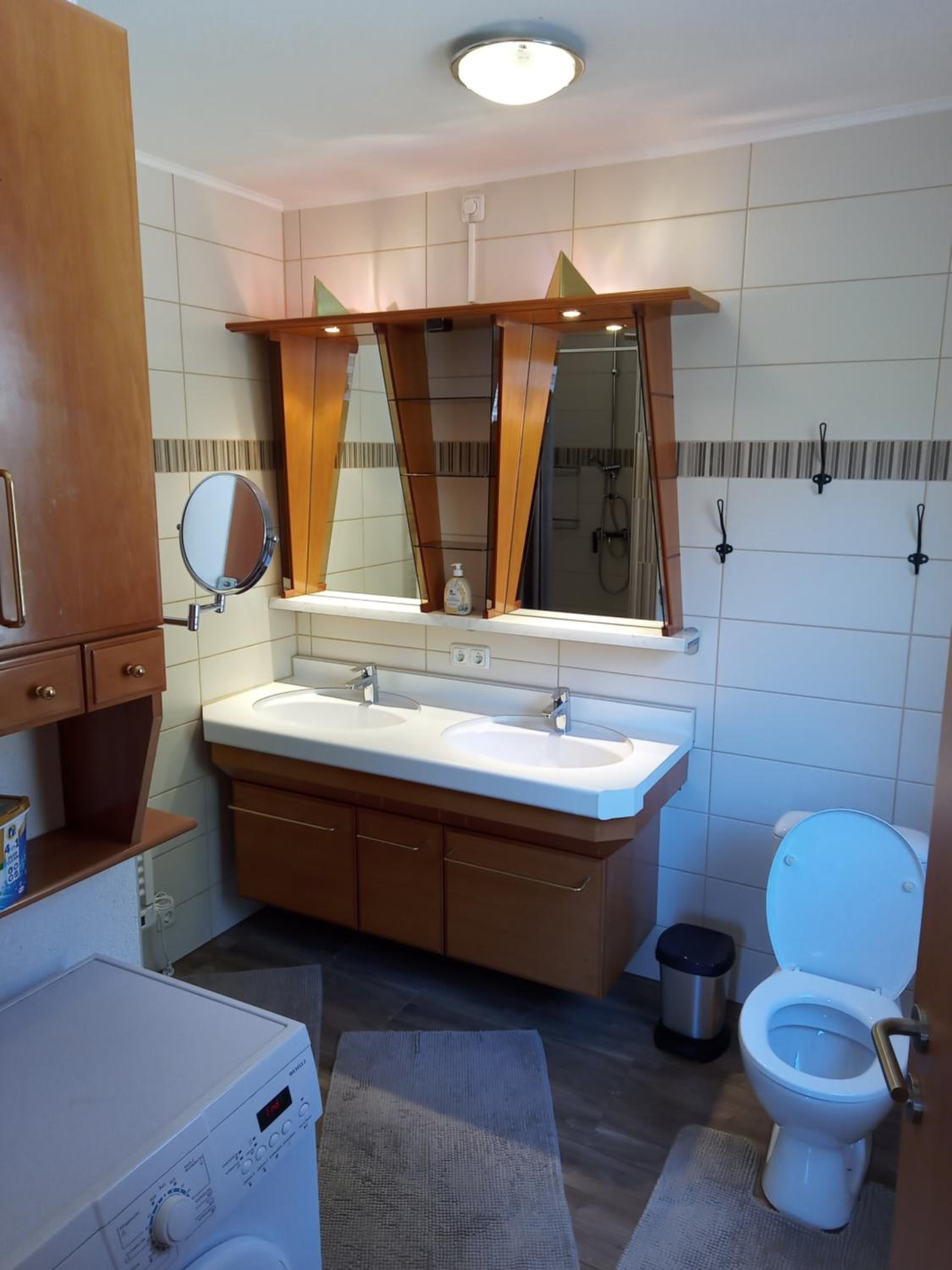 Three-Bedroom House photo 2