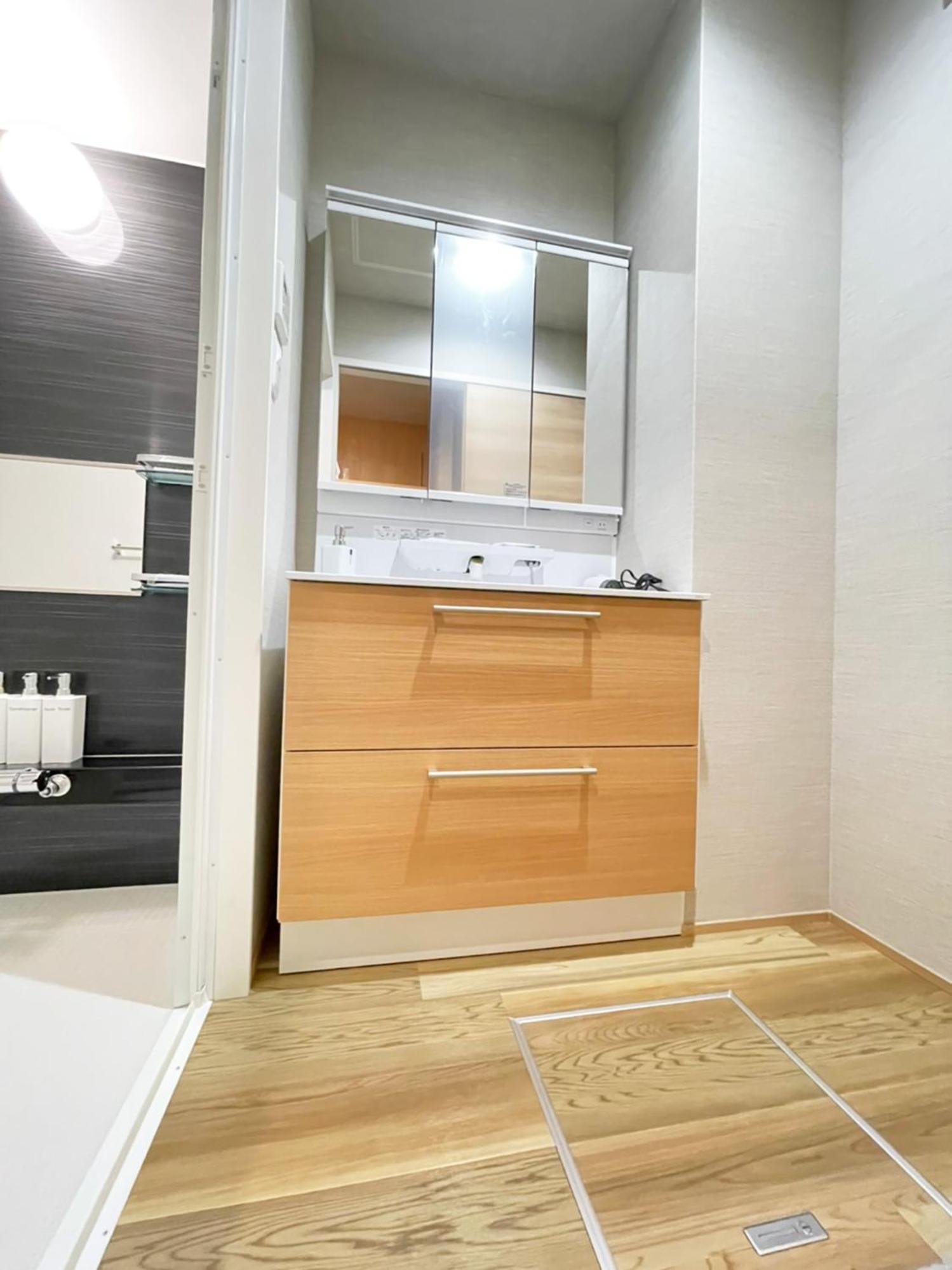 Superior Quadruple Room - Photo 14