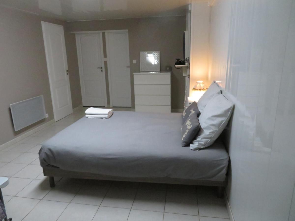 Double Room with Extra Bed photo 3