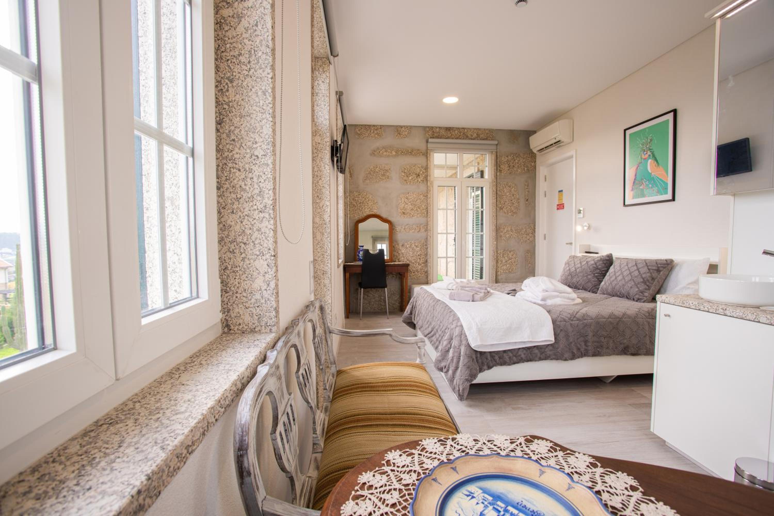 Suite with Garden View - Photo 7
