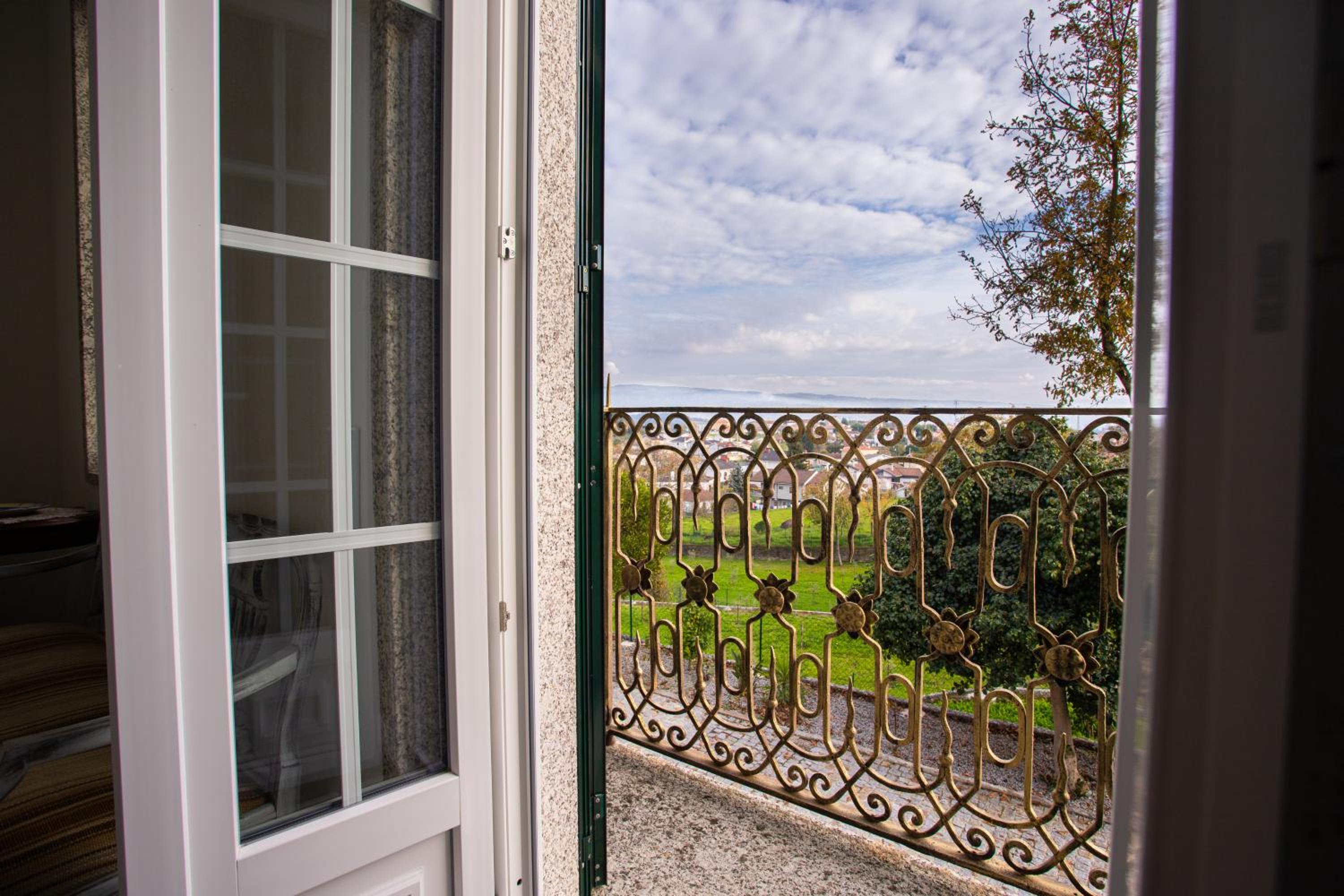 Suite with Garden View - Photo 10