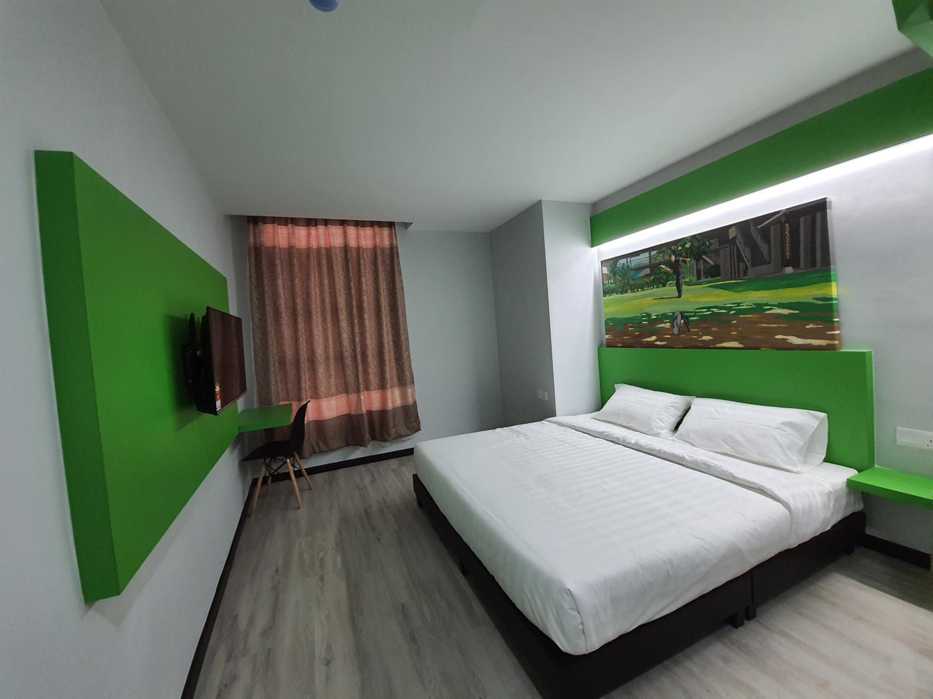 Superior King Room - Photo 1