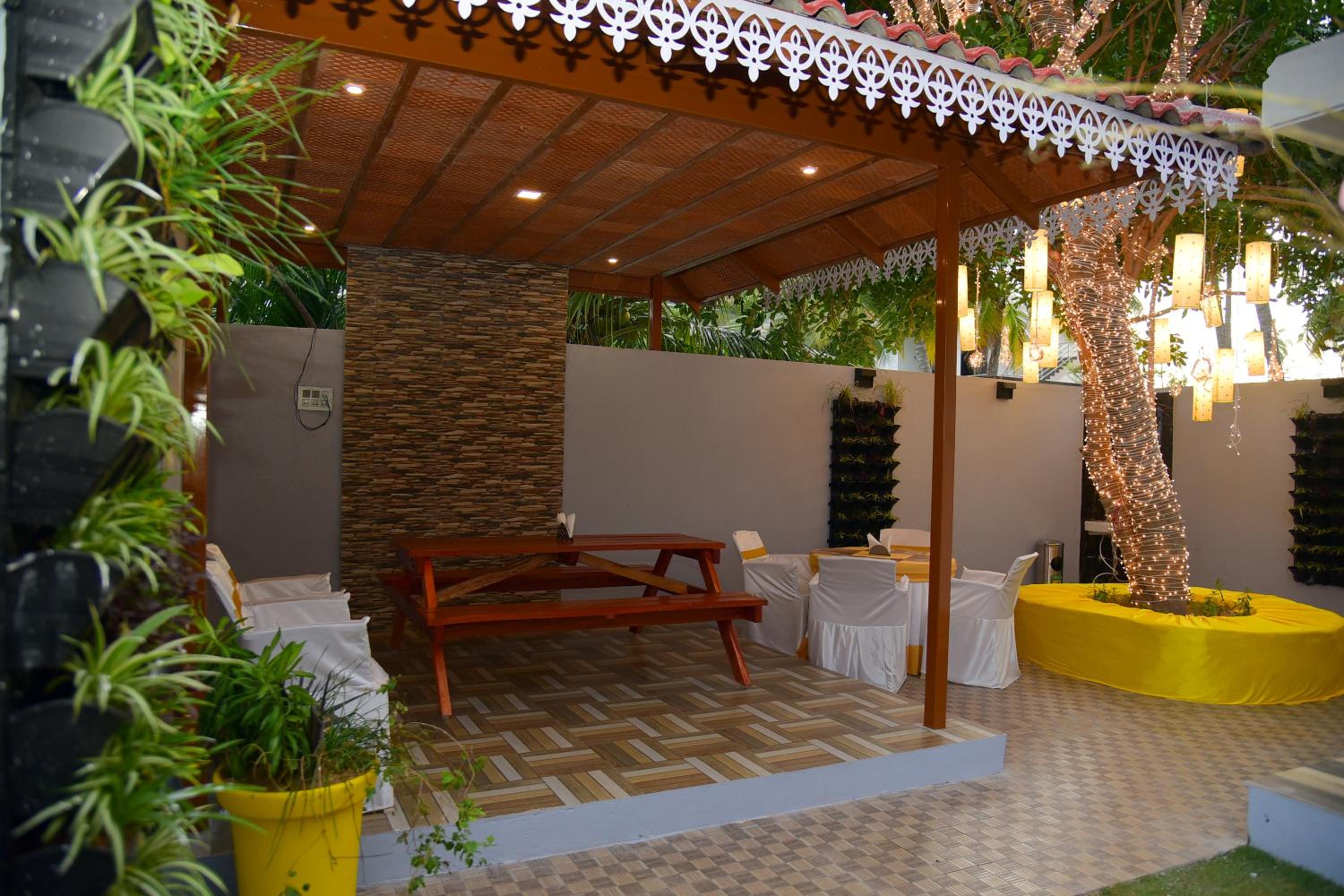 Villa with Garden View - Photo 7