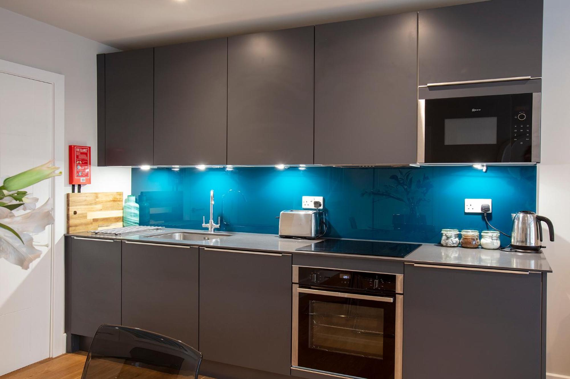 One-Bedroom Apartment - Photo 10
