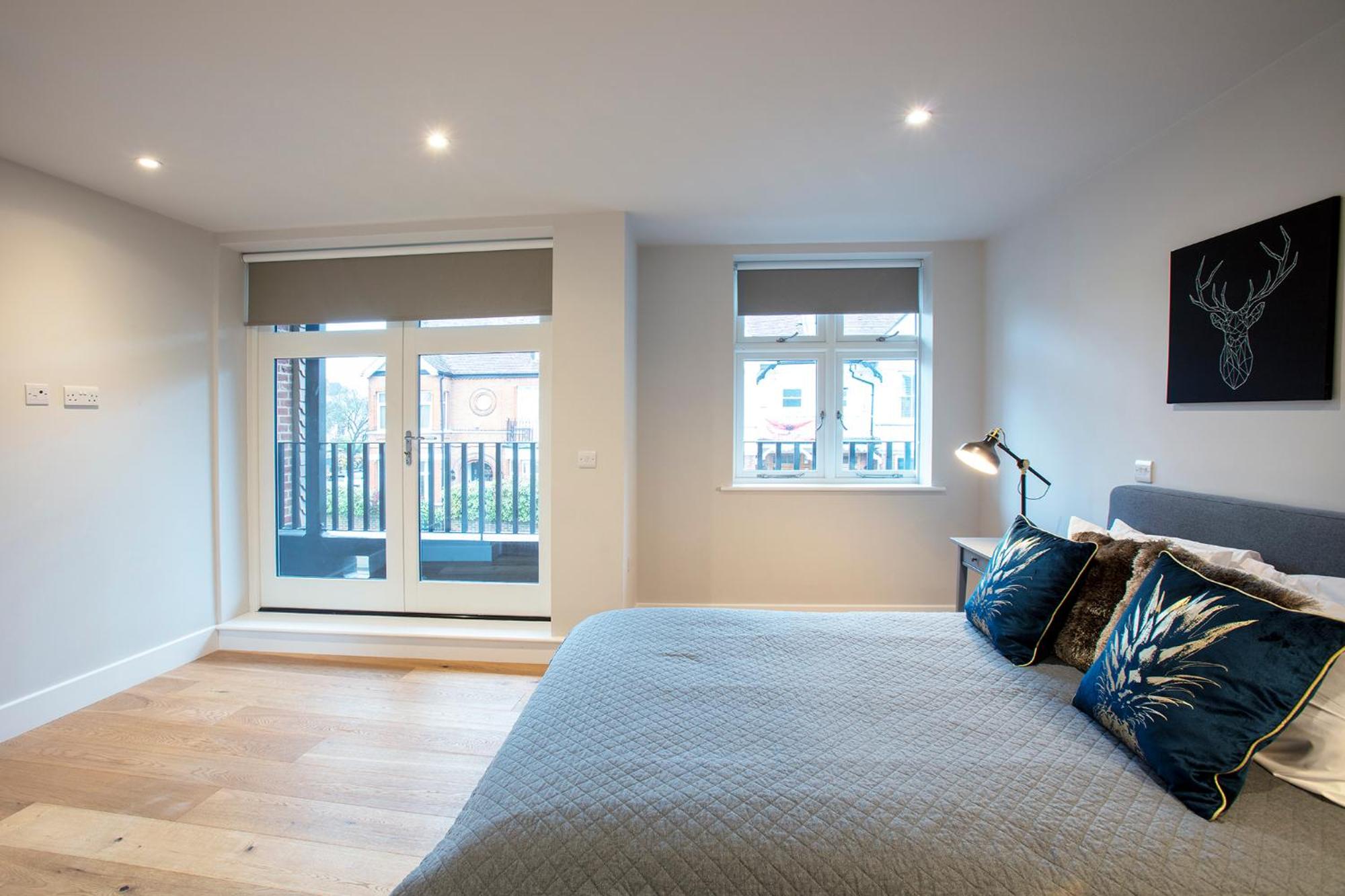 One-Bedroom Apartment - Photo 3