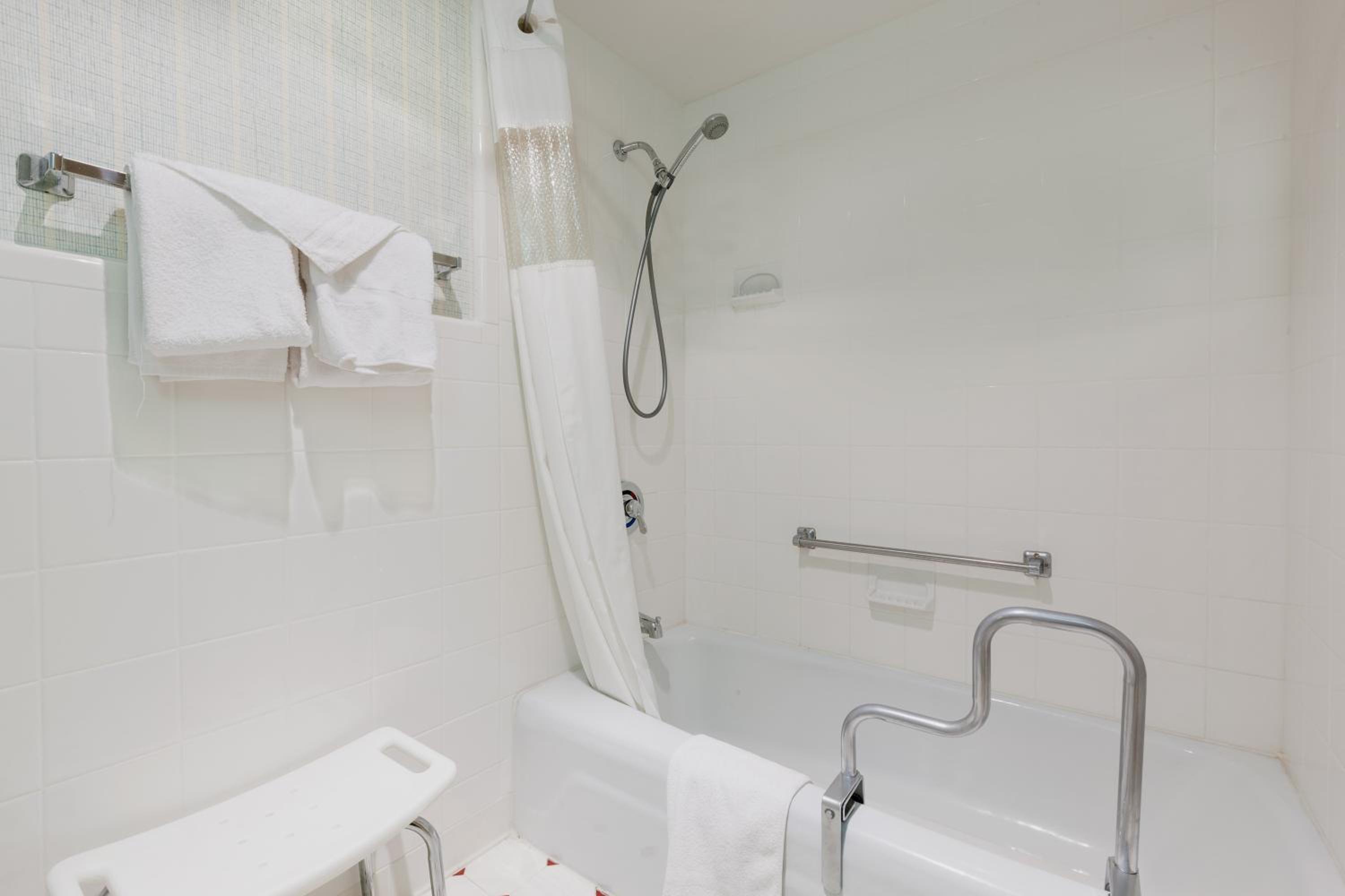 Double Room - Disability Access - Non-Smoking - Photo 2