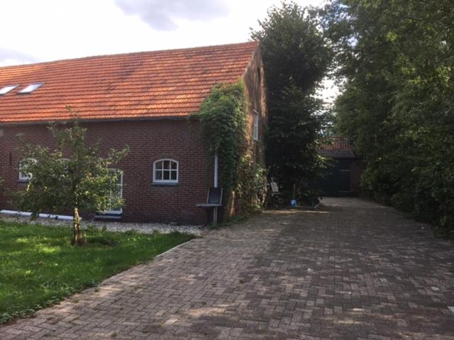Four-Bedroom House - Photo 6